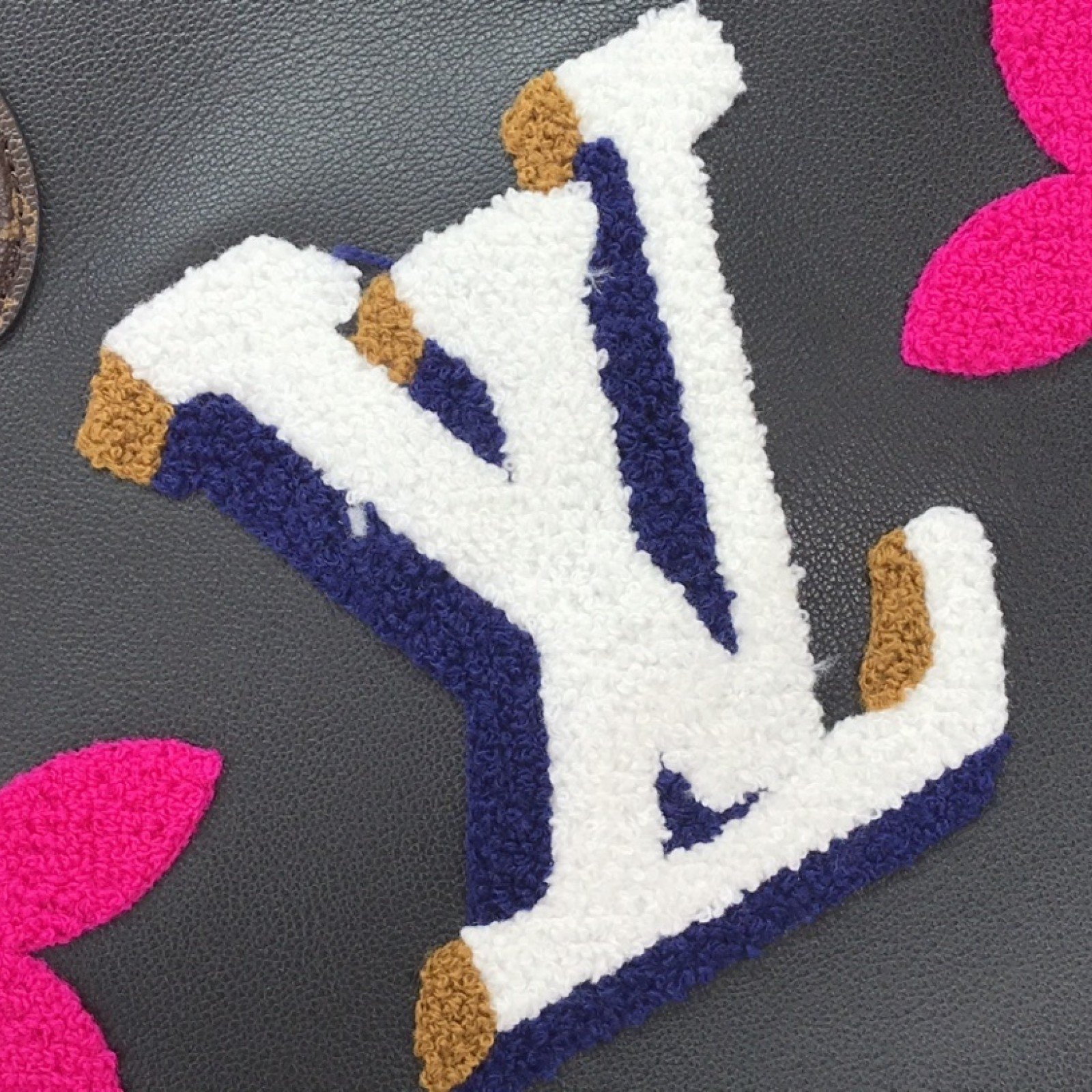 LV ONTHEGO GM M56958