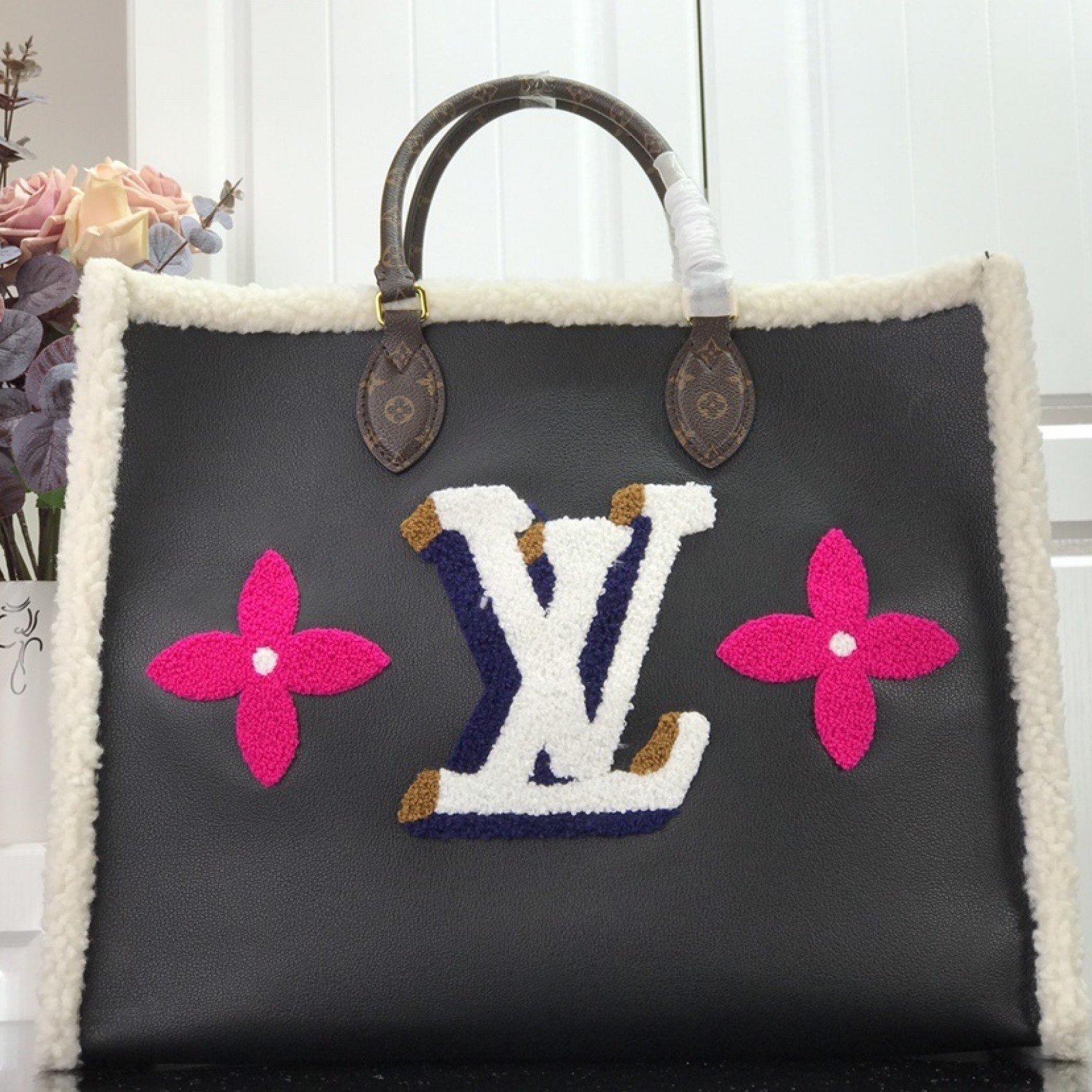 LV ONTHEGO GM M56958