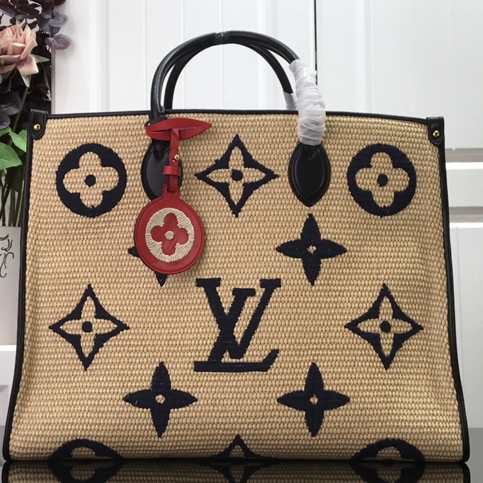LV ONTHEGO GM M57644