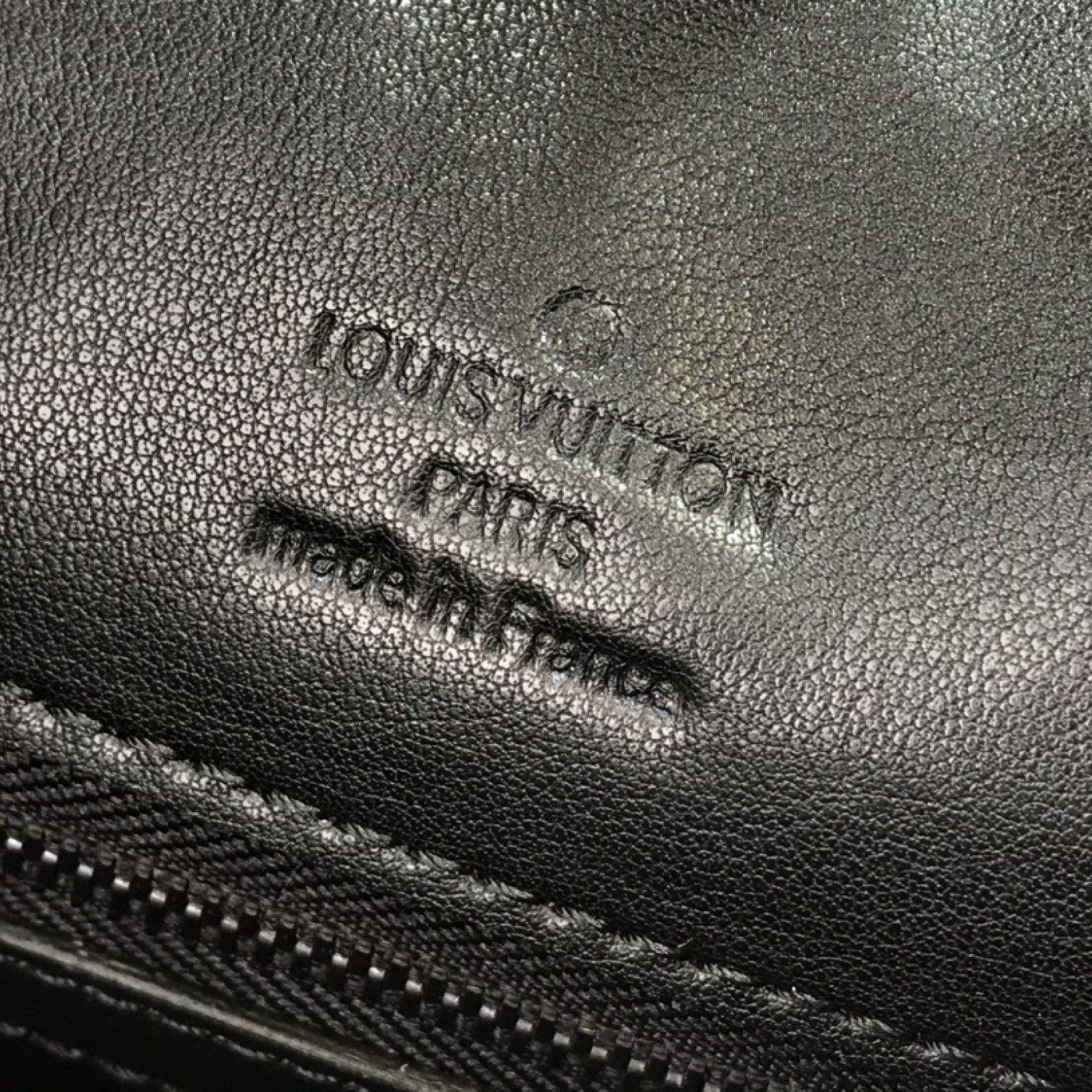 LV ONTHEGO M60725YH