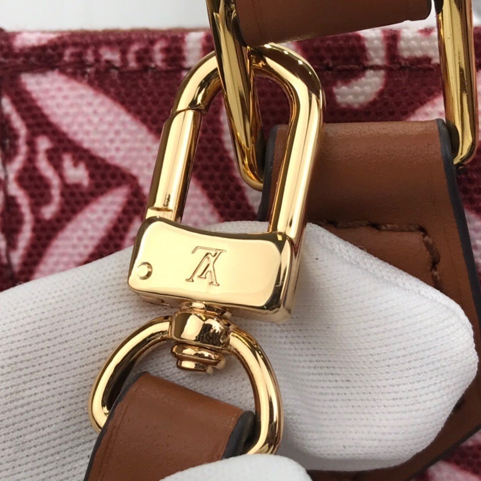 LV ONTHEGO MINI M69846