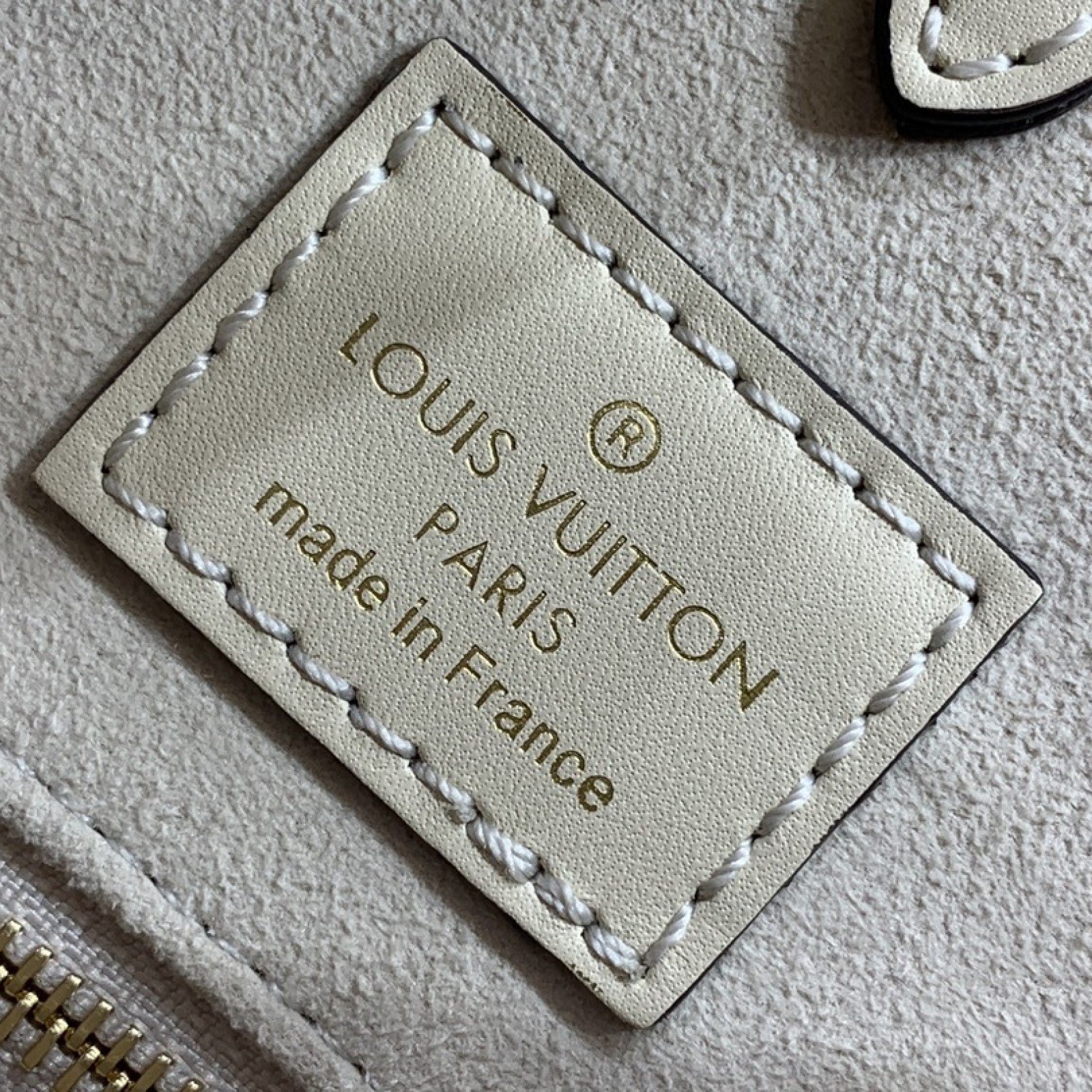 LV ONTHEGO MM M45495