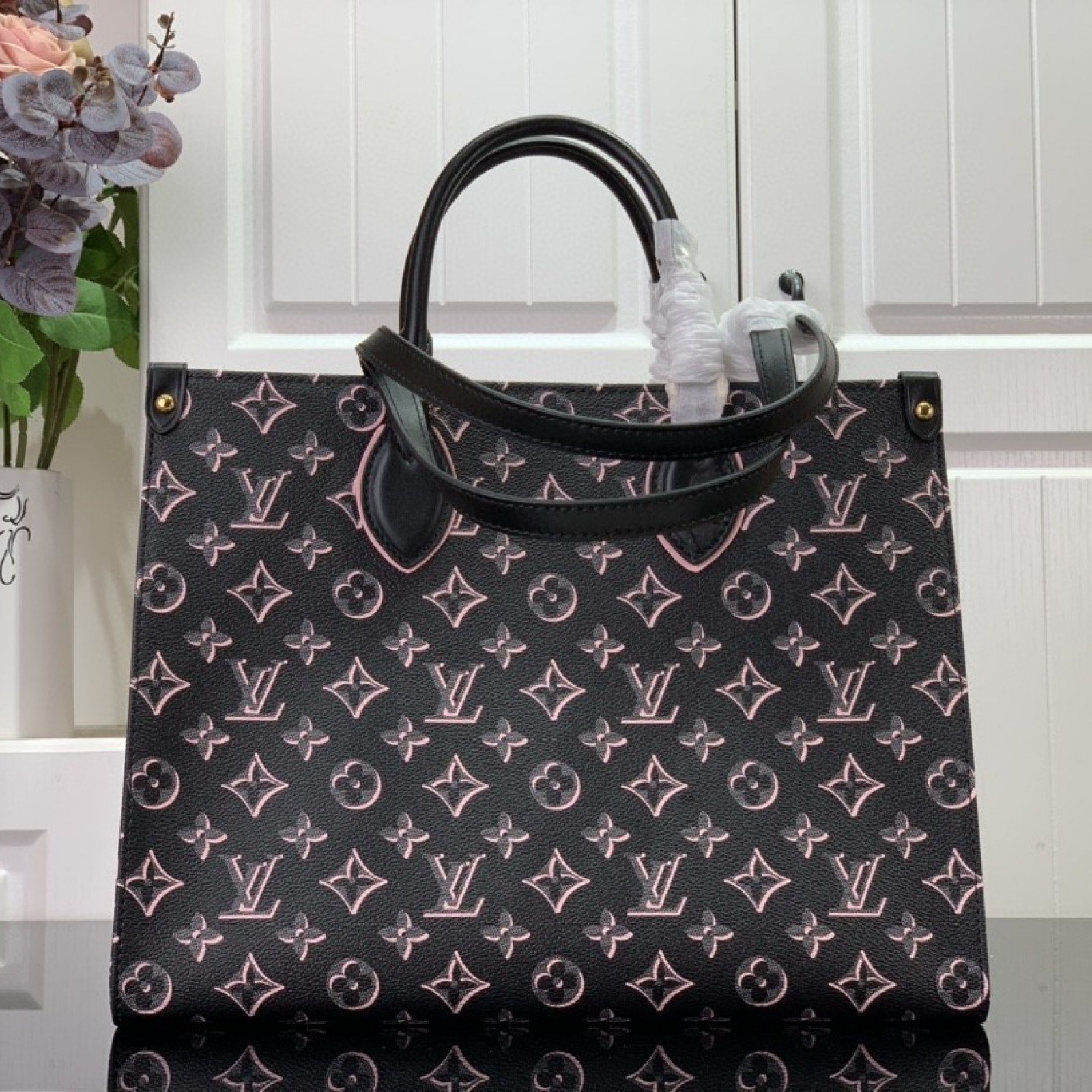 LV ONTHEGO MM M46154