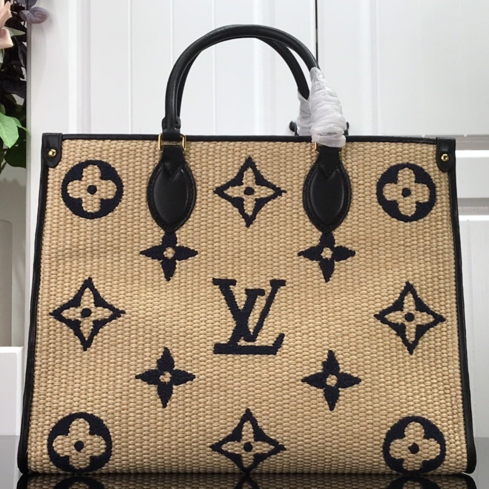 LV ONTHEGO MM M57723