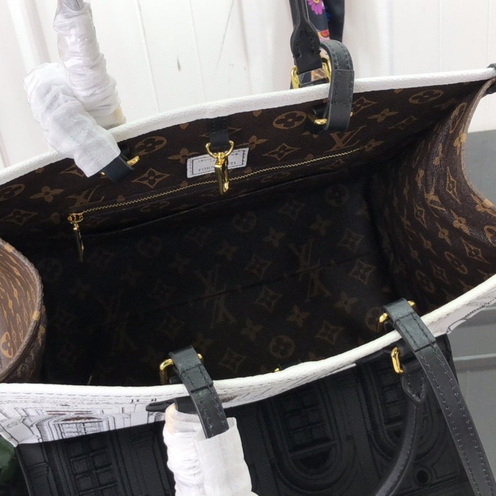 LV ONTHEGO MM M59264