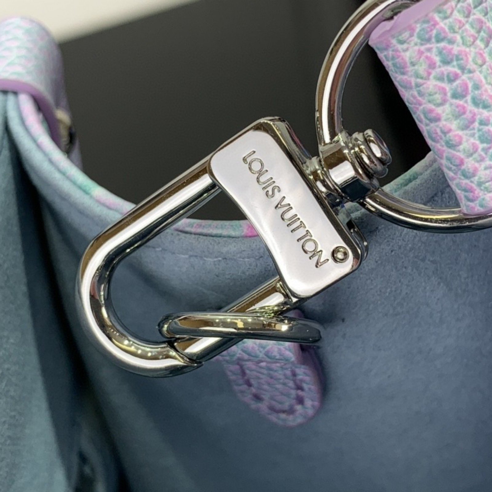 LV ONTHEGO PM M46168