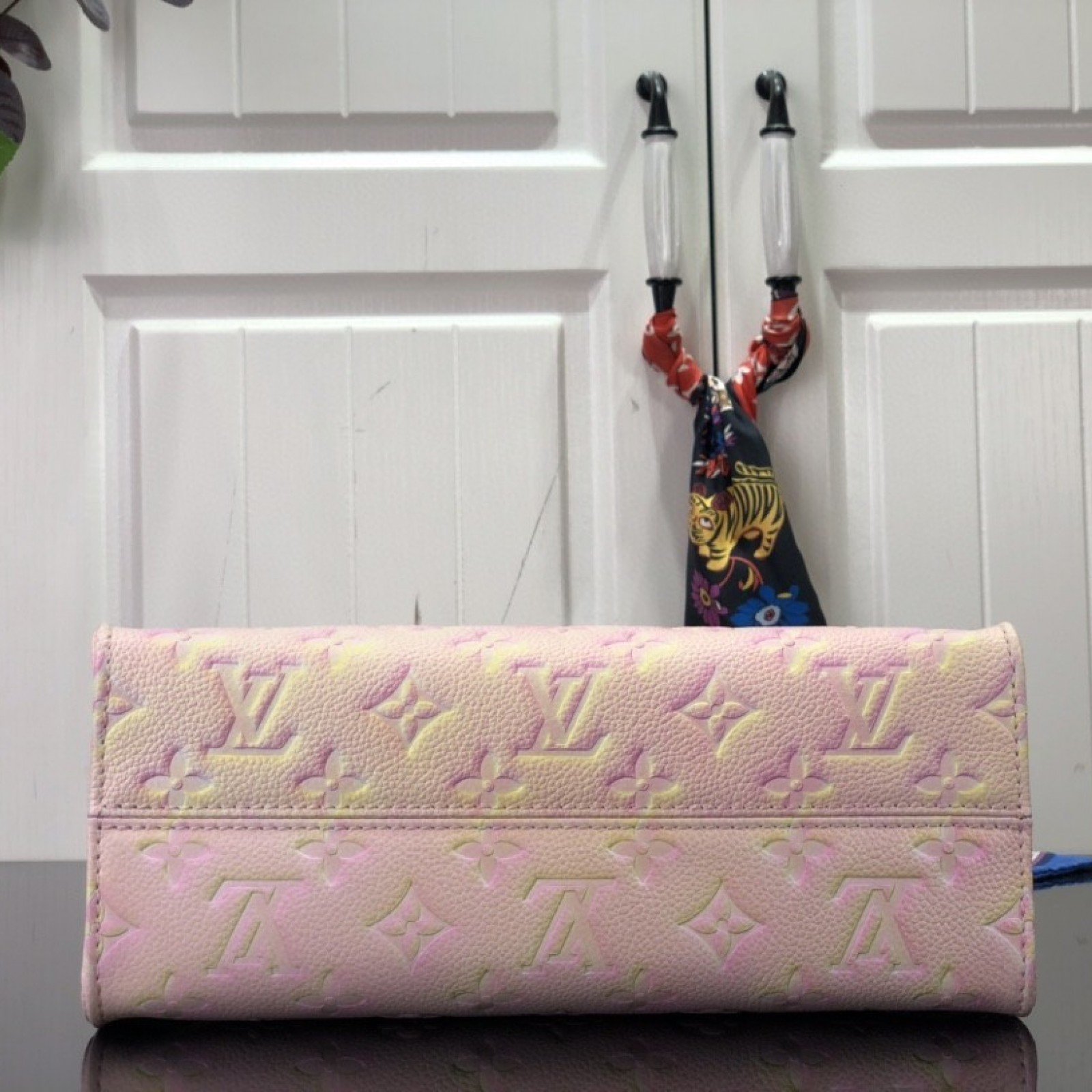 LV ONTHEGO PM M46168