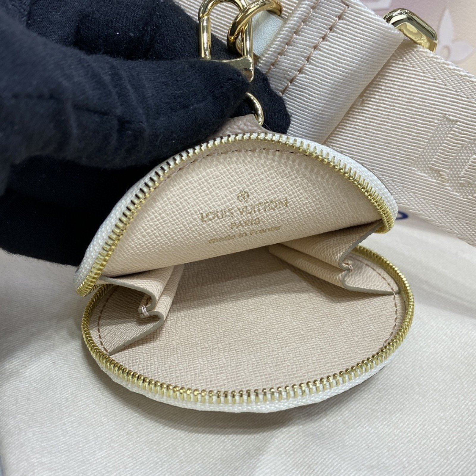 LV ONTHEGO PM M59856