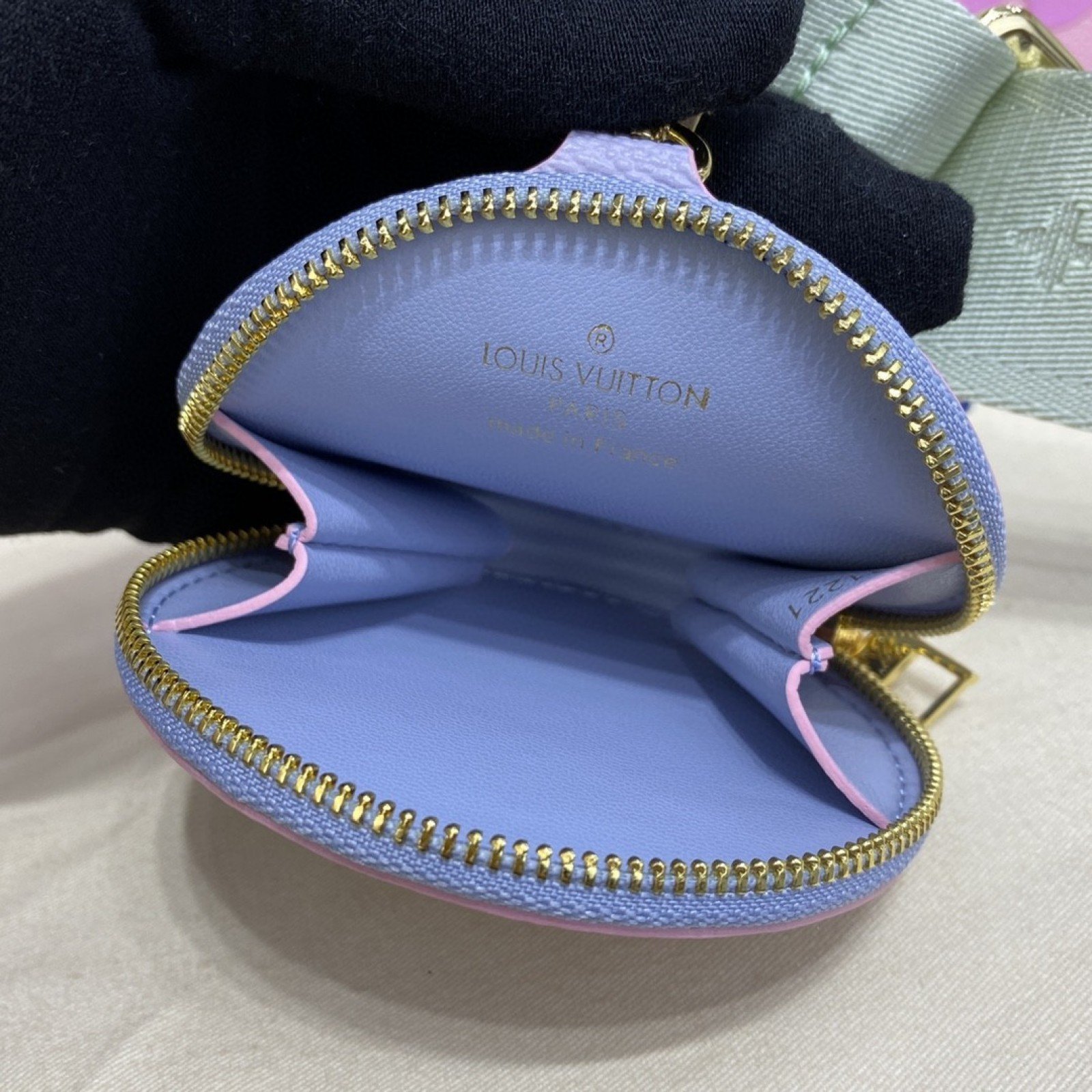 LV ONTHEGO PM M59856