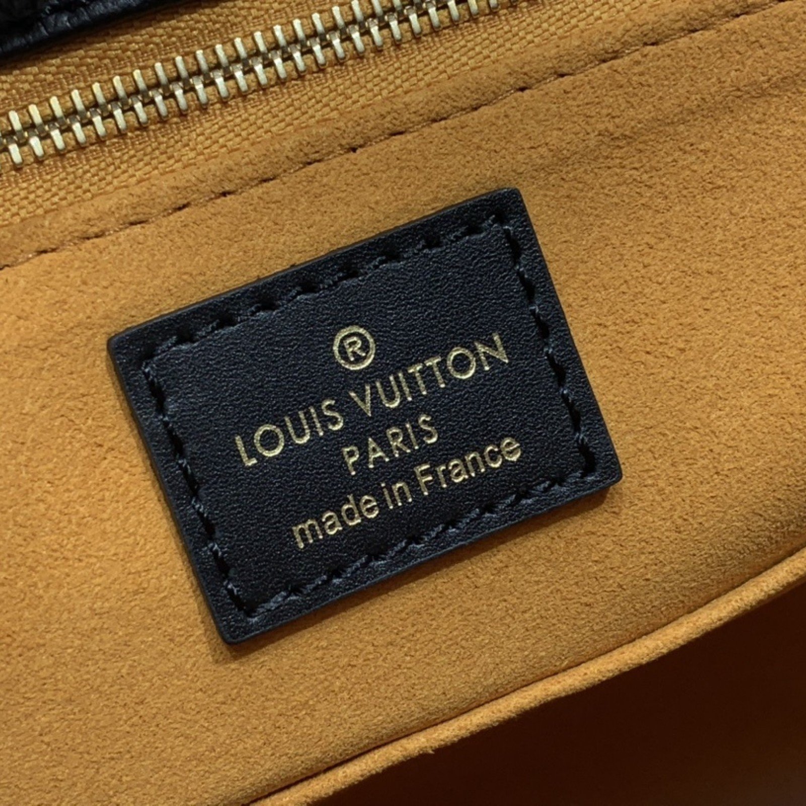 LV ONTHEGO m23937