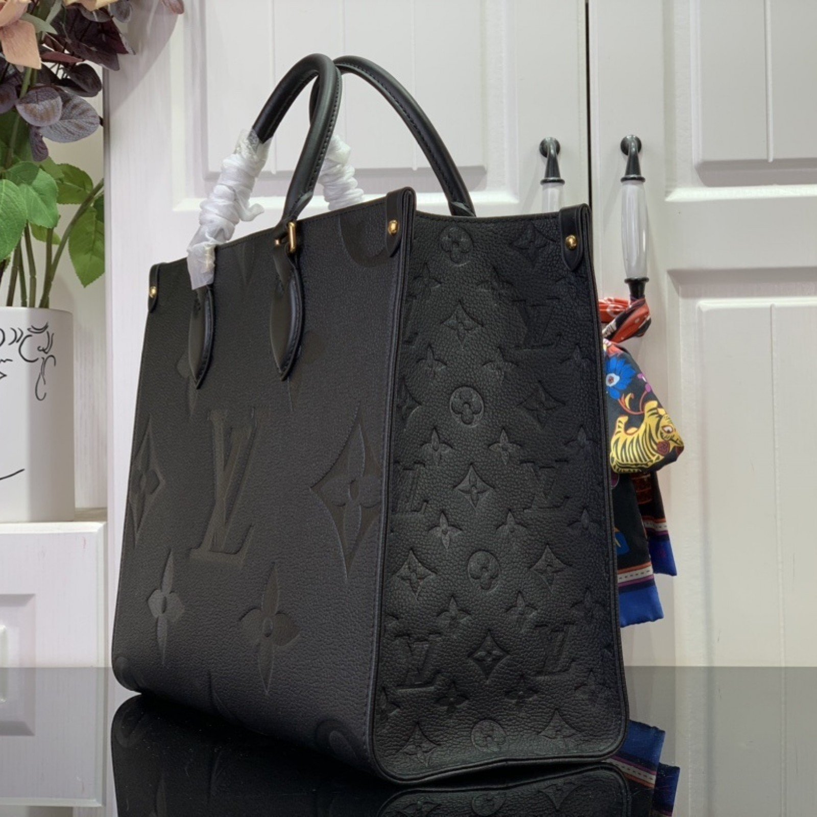 LV ONTHEGO m23937