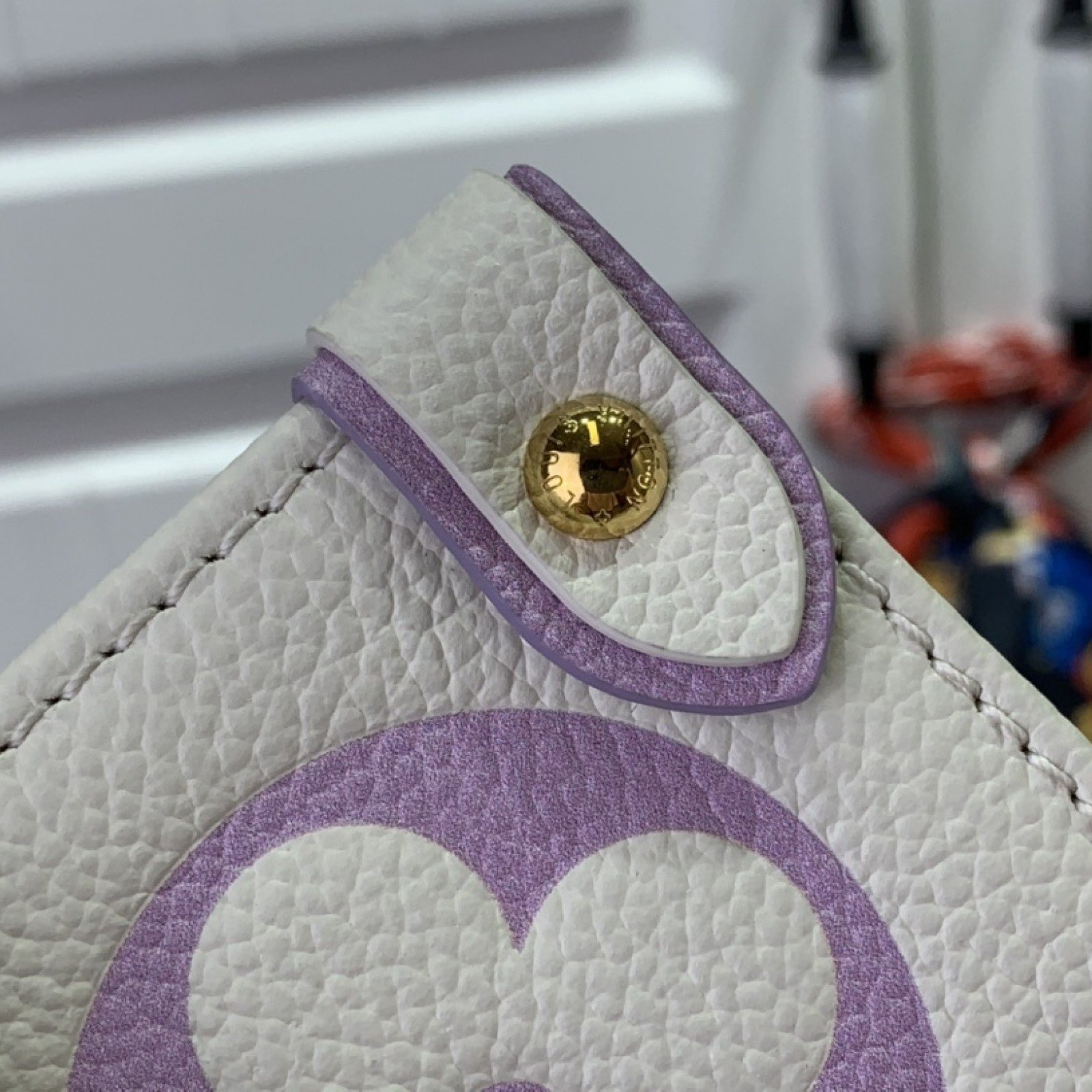 LV ONTHEGO m23937