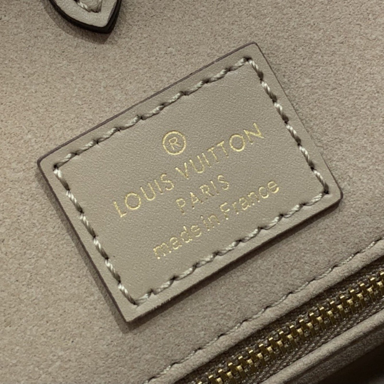 LV ONTHEGO m23937