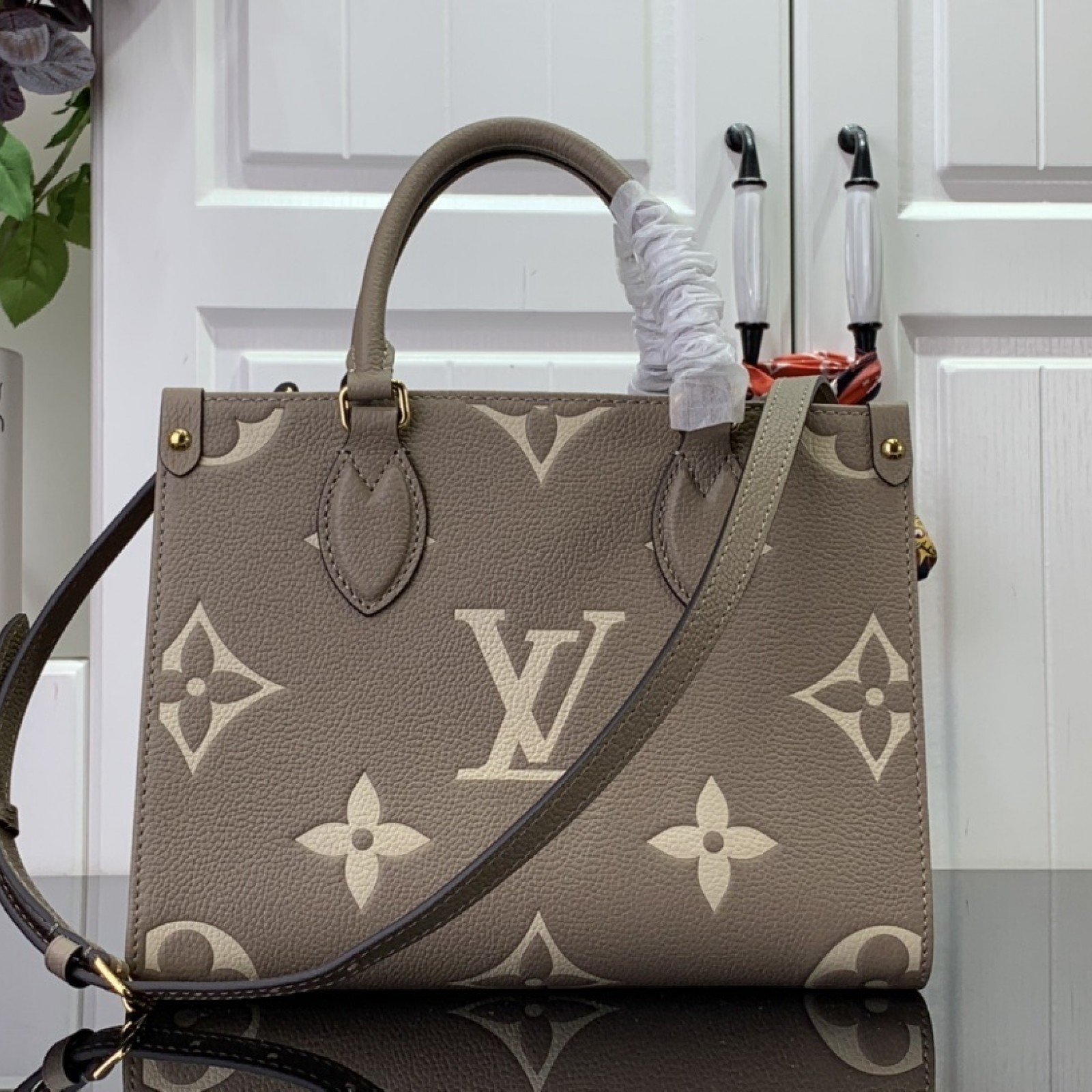 LV ONTHEGO m45779