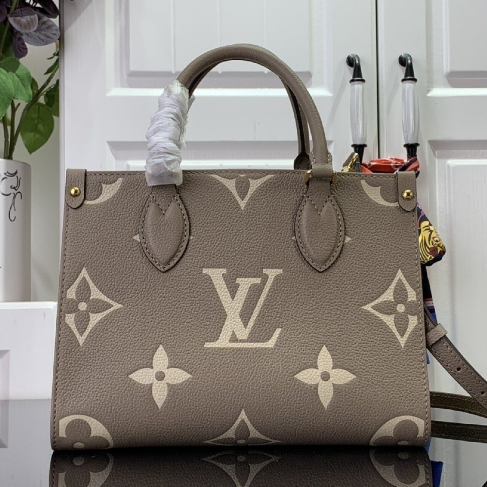 LV ONTHEGO m45779