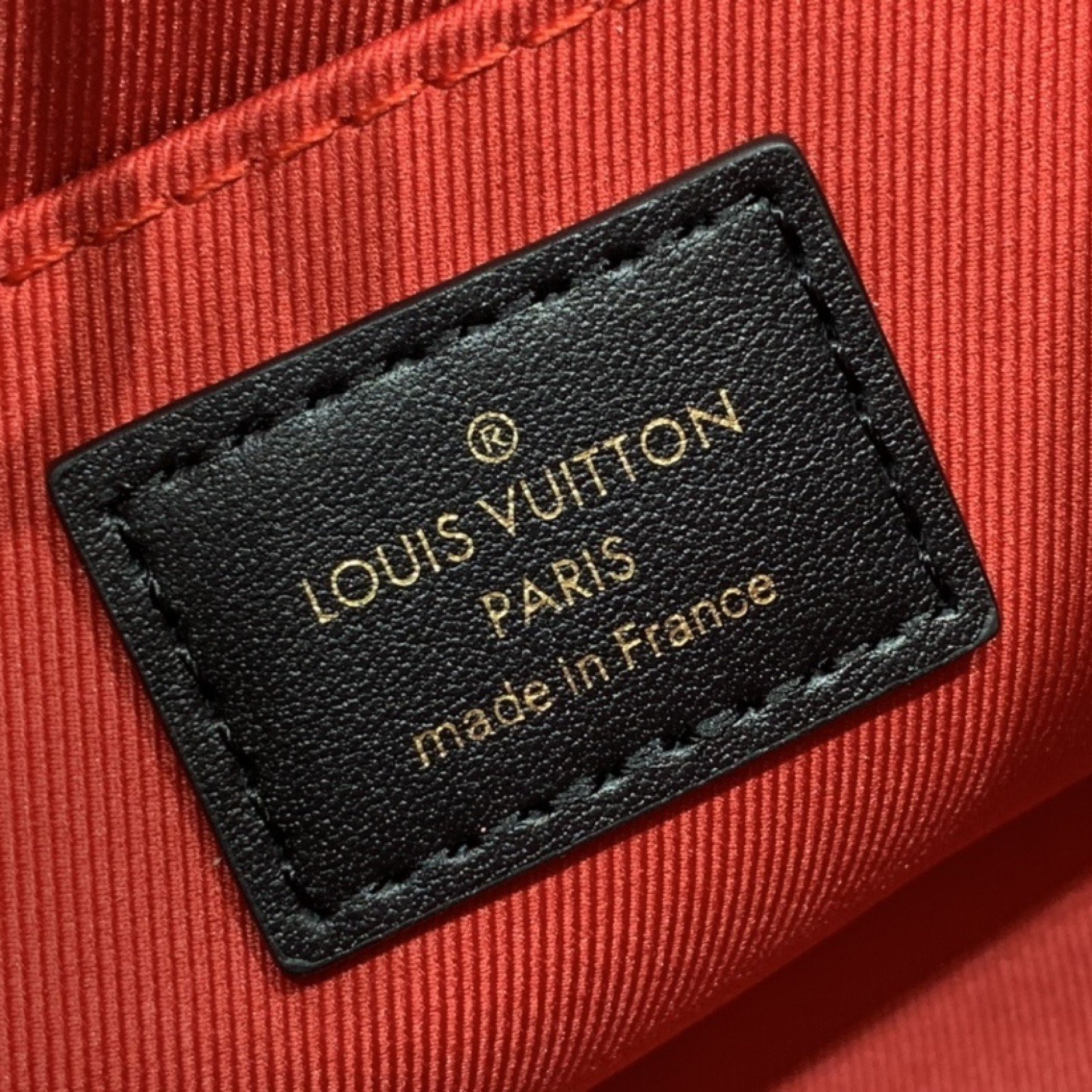 LV ONTHEGO nano M46839