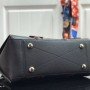 LV OPEN HANDBAG M55613W