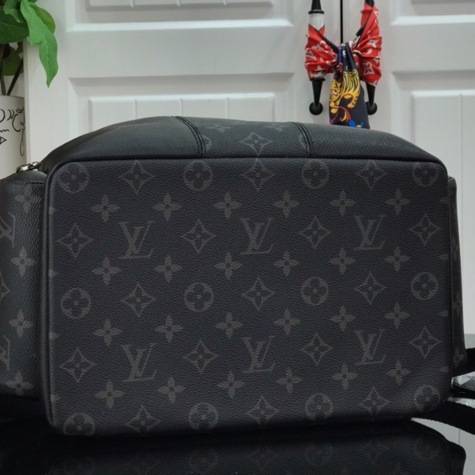 LV OUTDOOR BACKPACK M30417