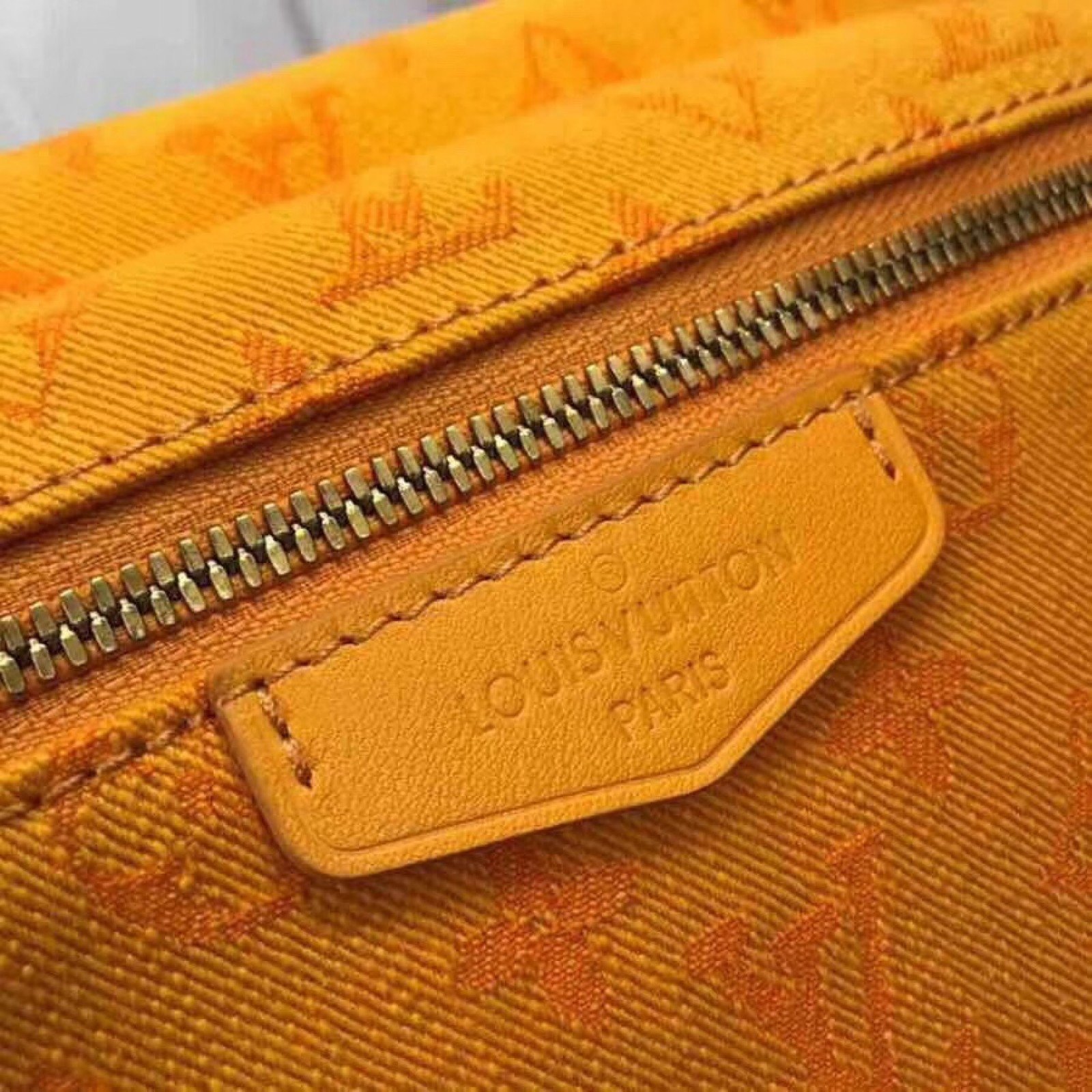 LV OUTDOOR BUMBAG M44741