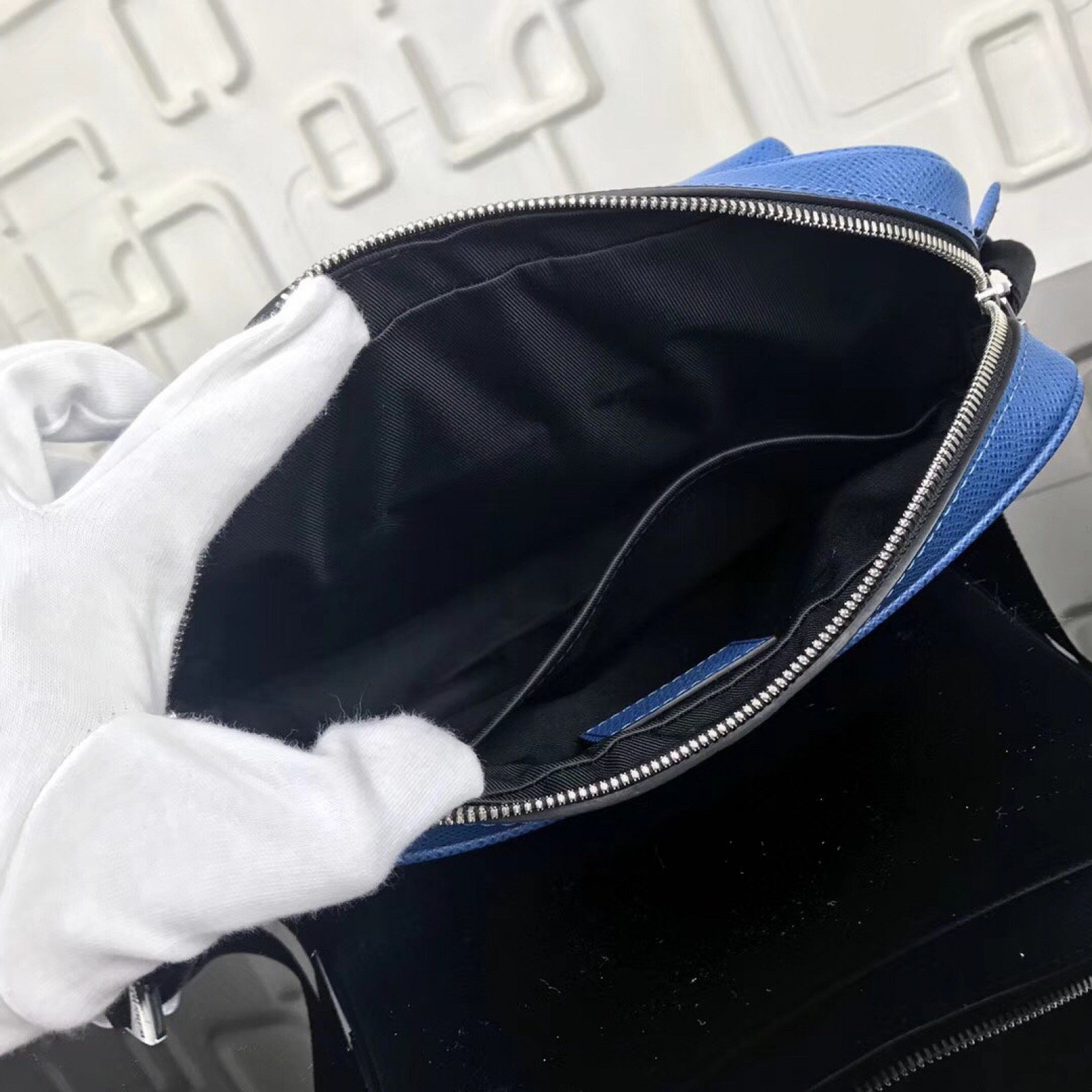 LV OUTDOOR Bag M33437