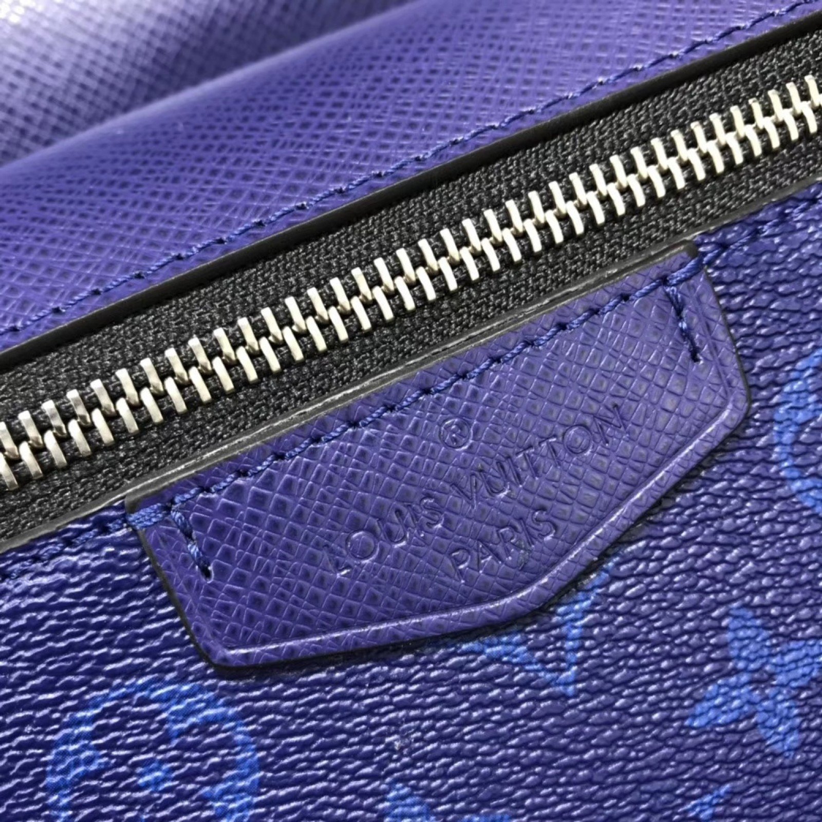 LV OUTDOOR M30243