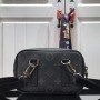 LV OUTDOOR POUCH M30755