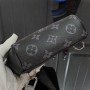 LV OUTDOOR SLINGBAG M30741