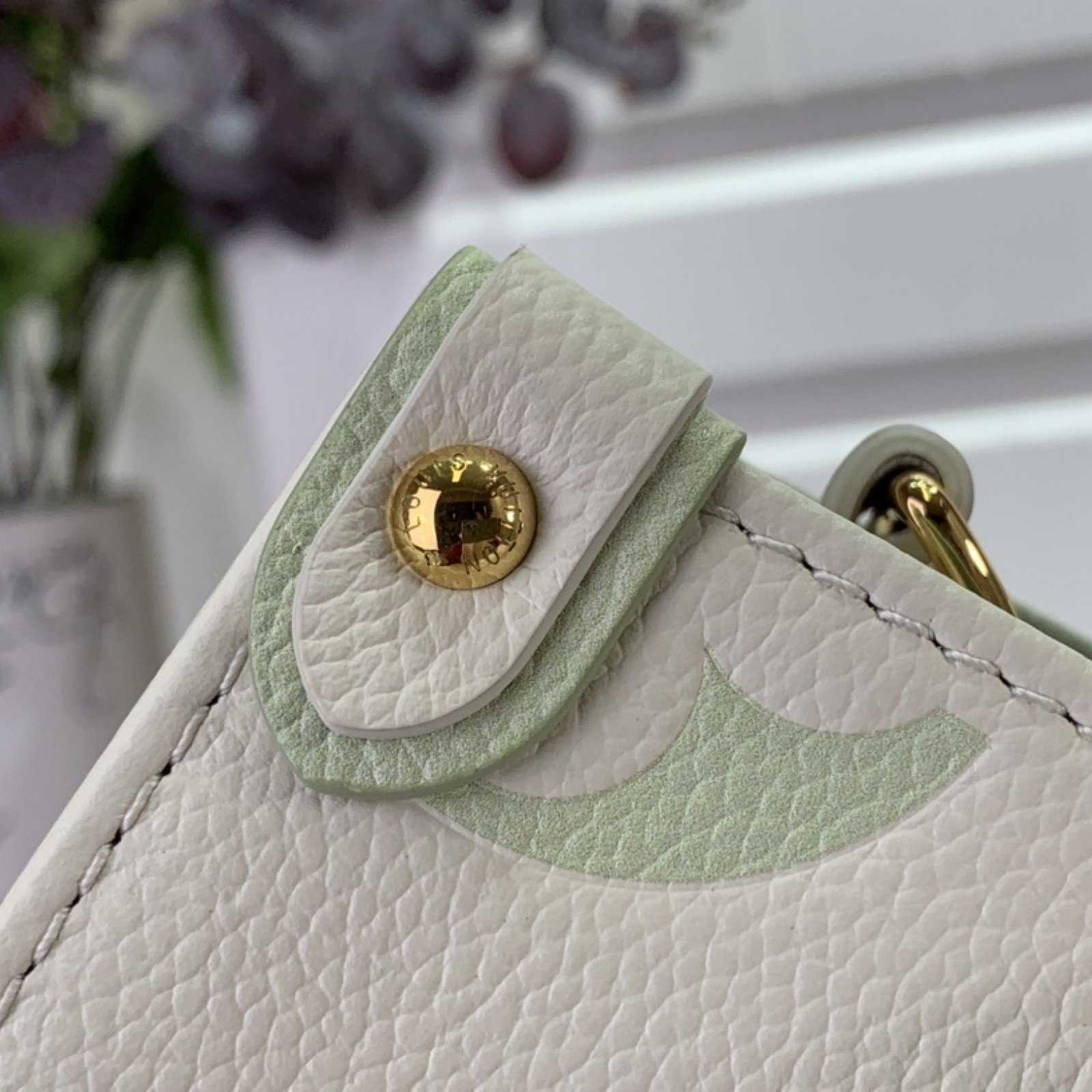 LV Onthego mini M45653