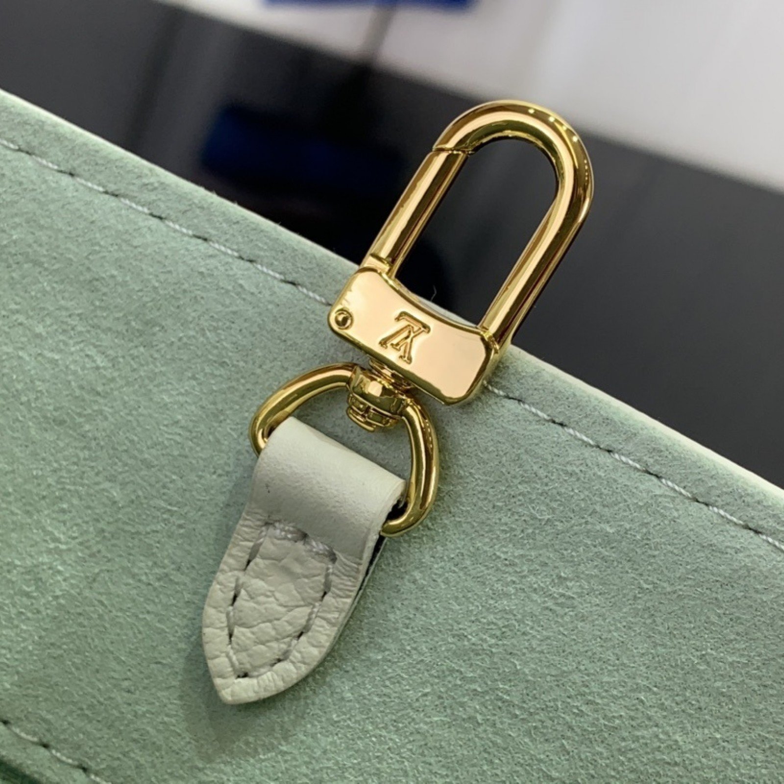 LV Onthego mini M45653