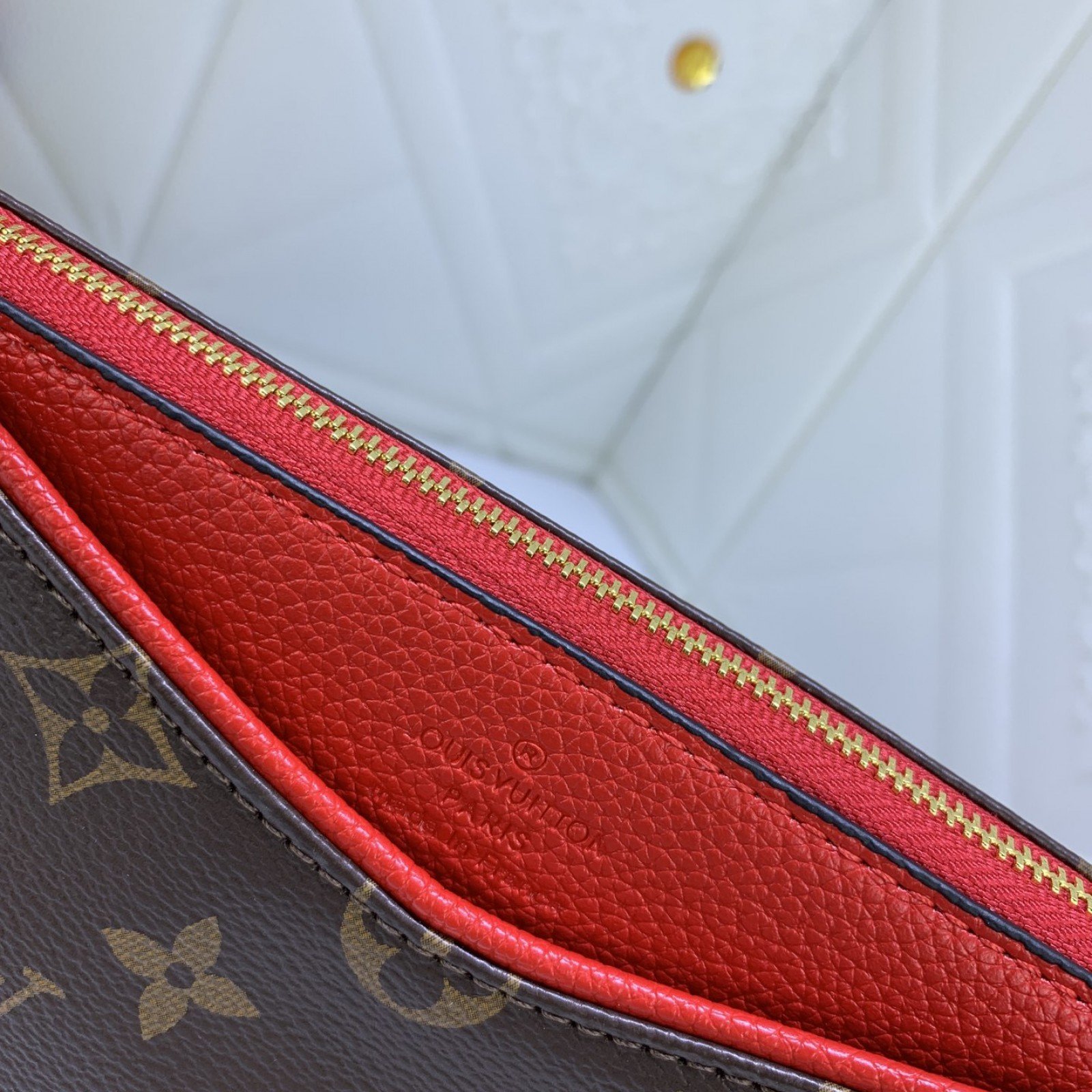 LV PALLS CLUTH M41638