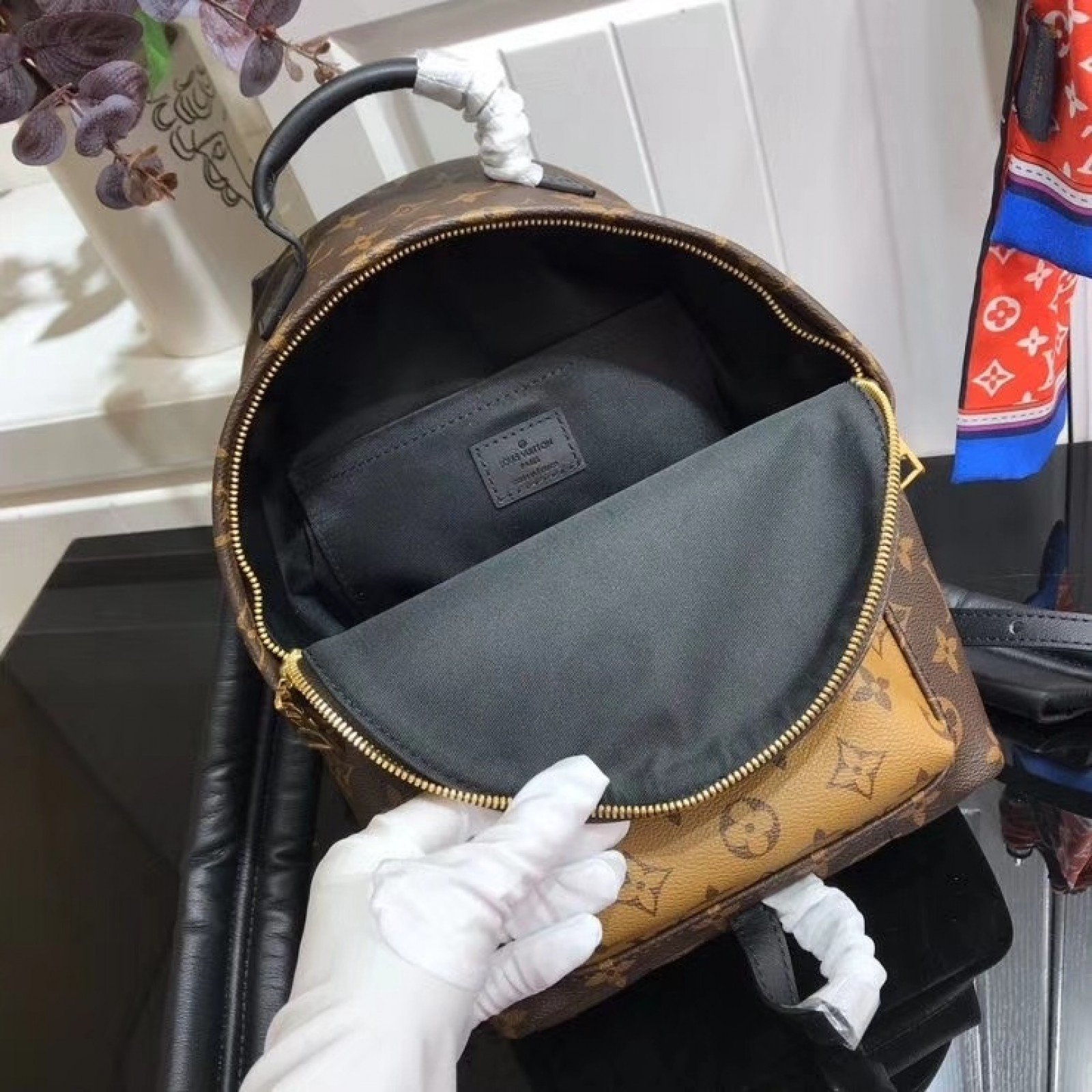 LV PALM SPRINGS BACKPACK PM M44870