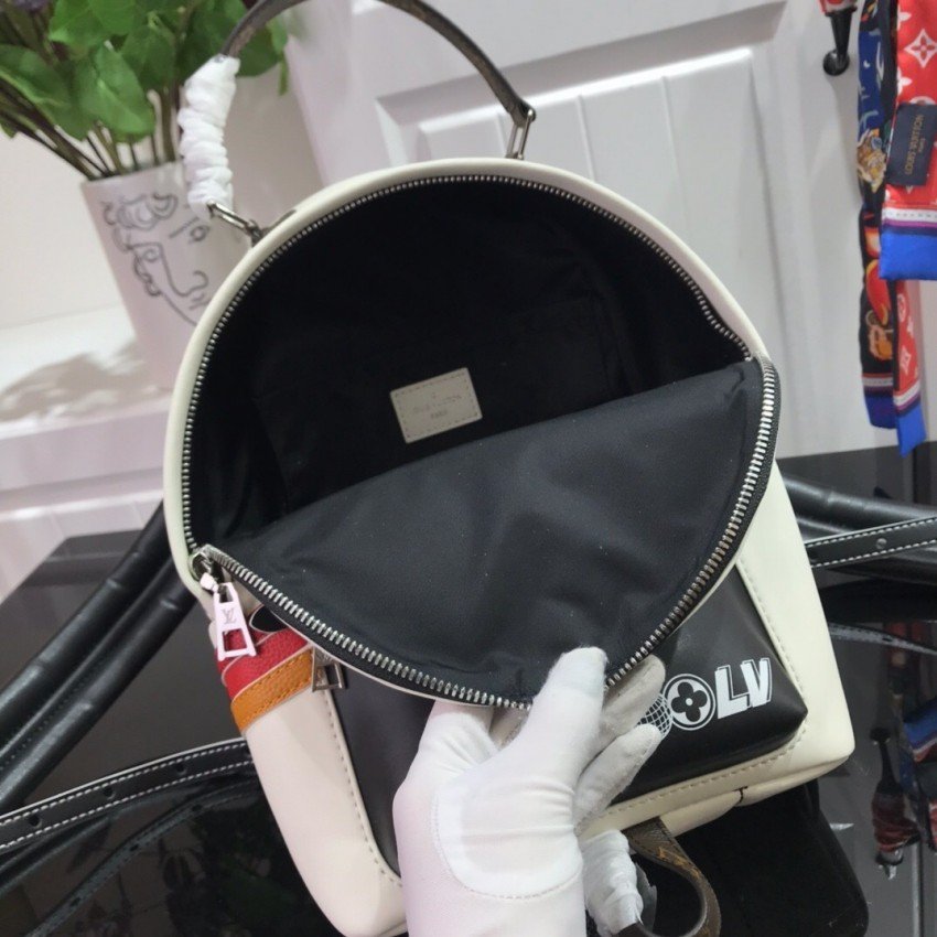 LV PALM SPRINGS PM M55797