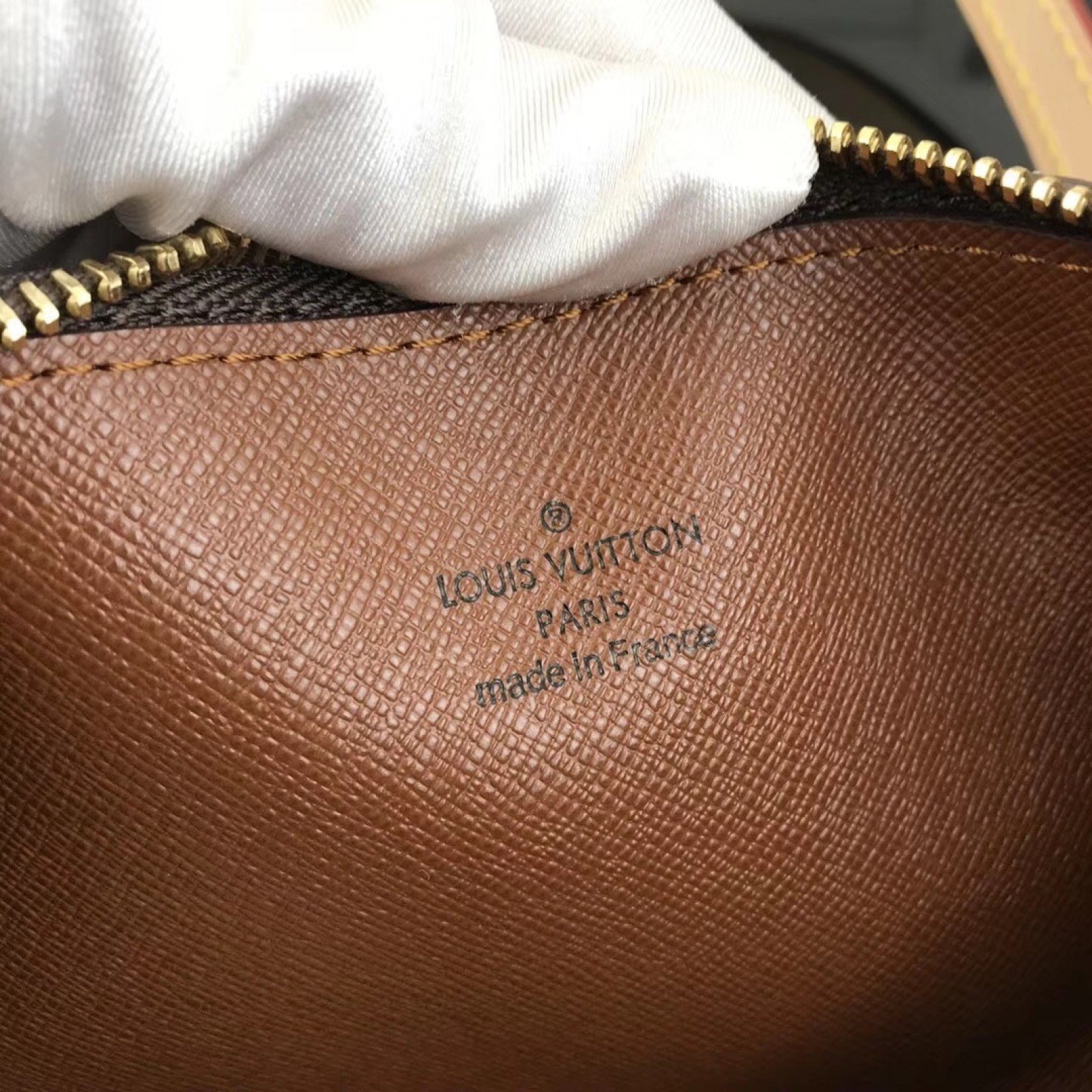 LV PAPILLON Bag M52386