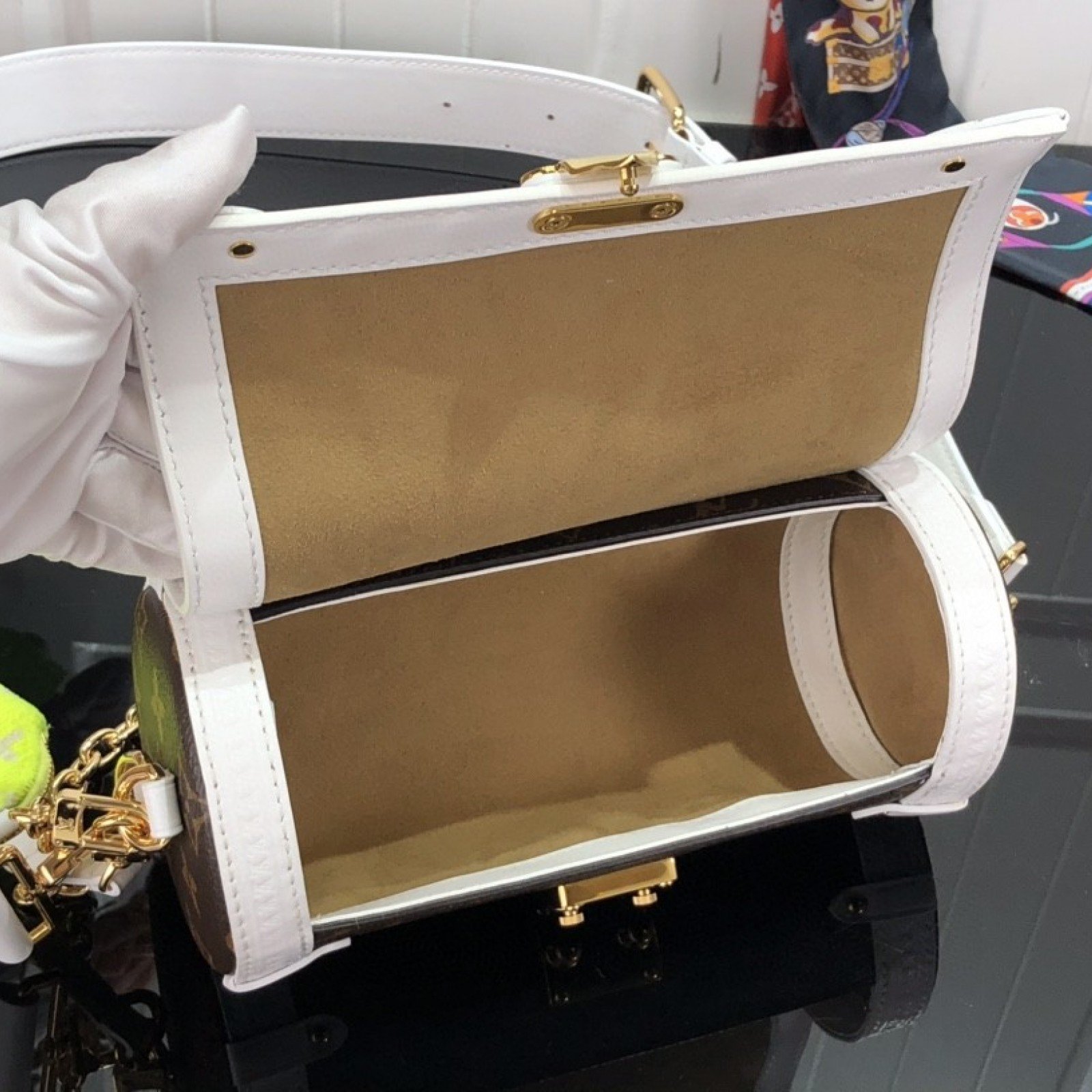 LV PAPILLON TRUNK M81485