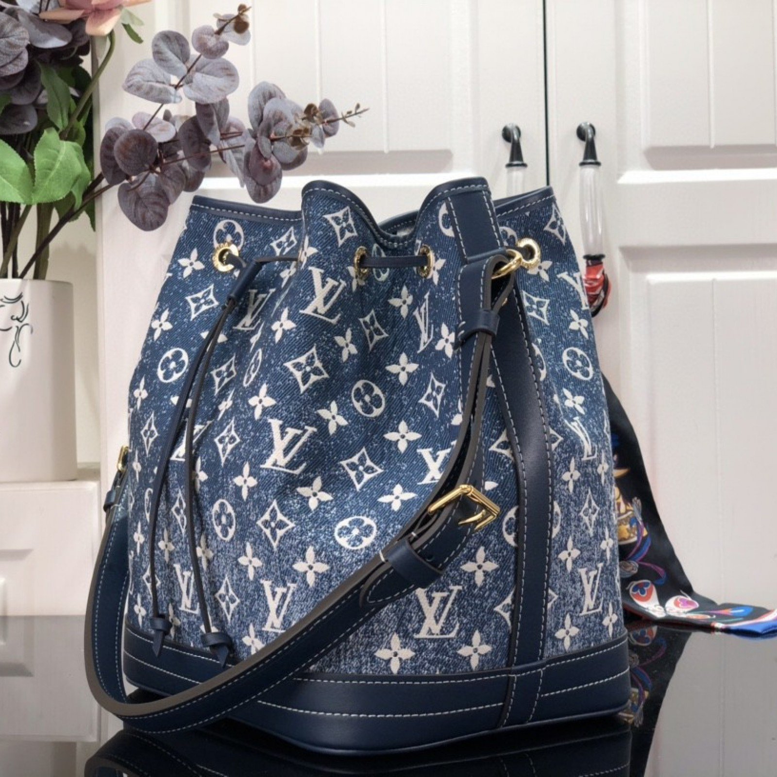 LV PETIT NOE BAG M59606