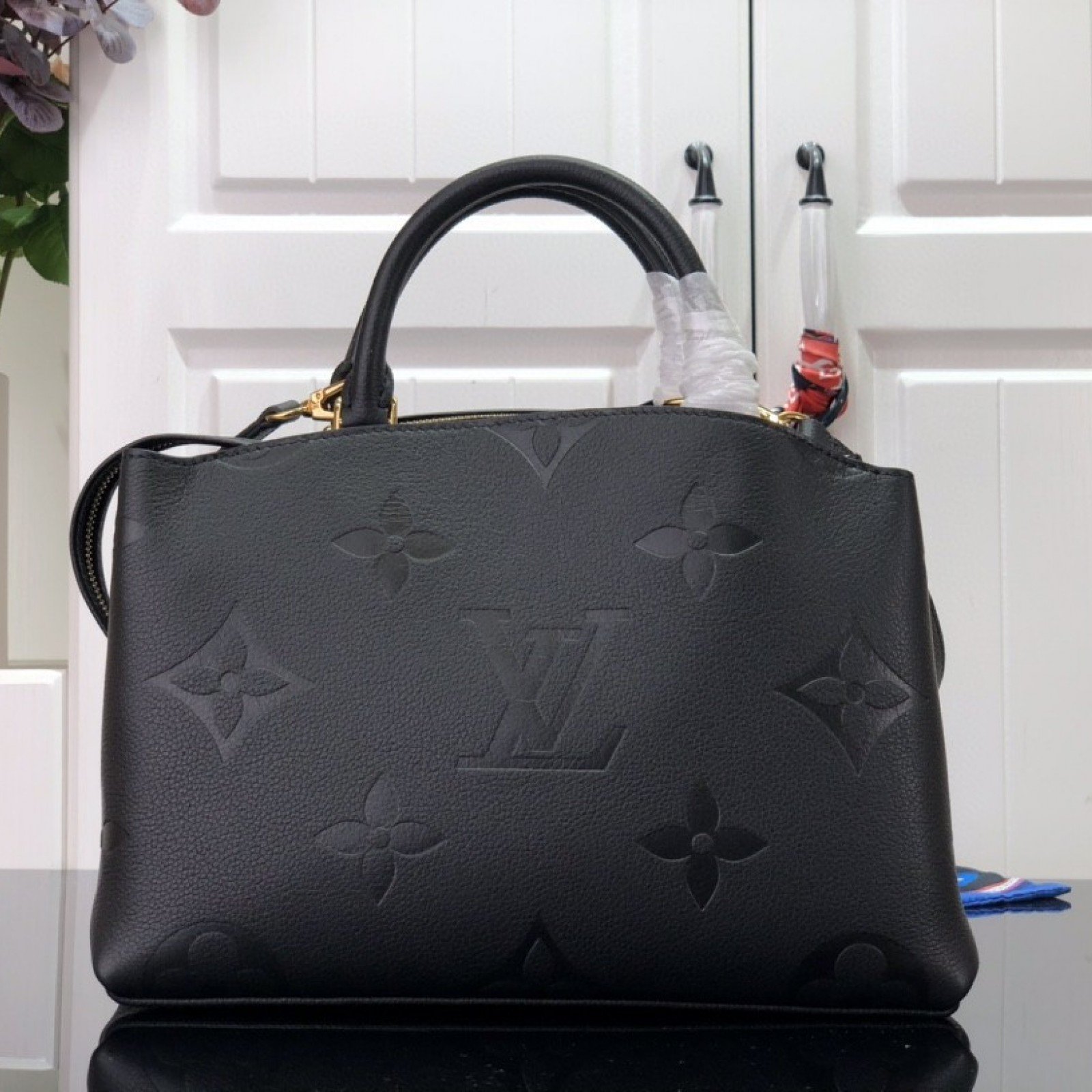 LV PETIT PALAIS M58916
