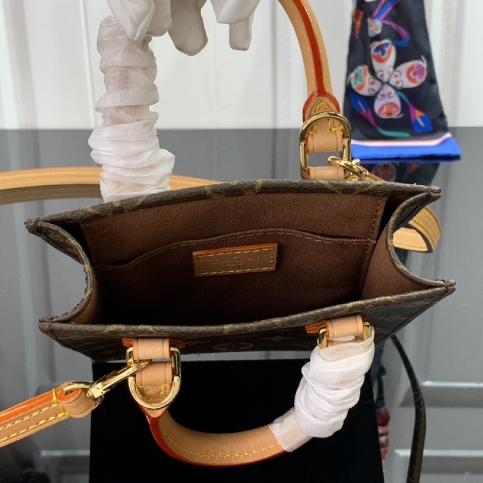 LV PETIT SAC PLAT M69442