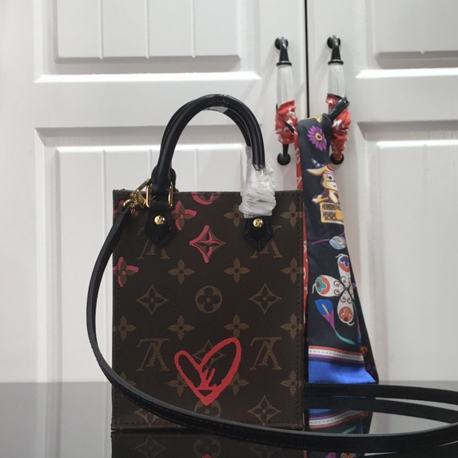 LV PETIT SAC PLAT M80839
