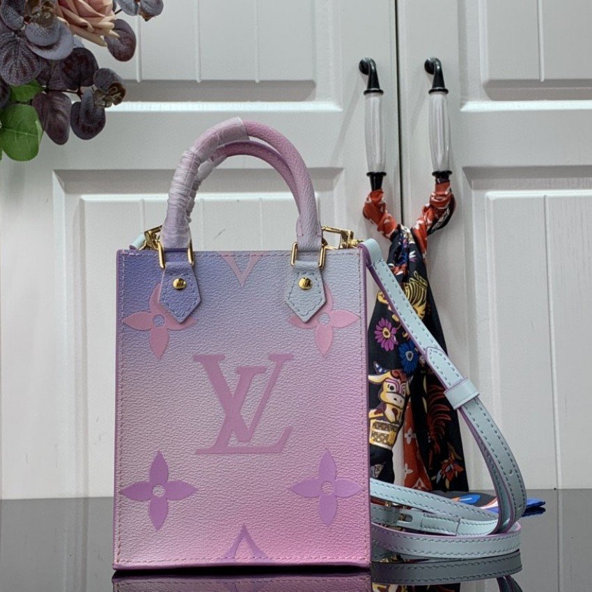 LV PETIT SAC PLAT M81341