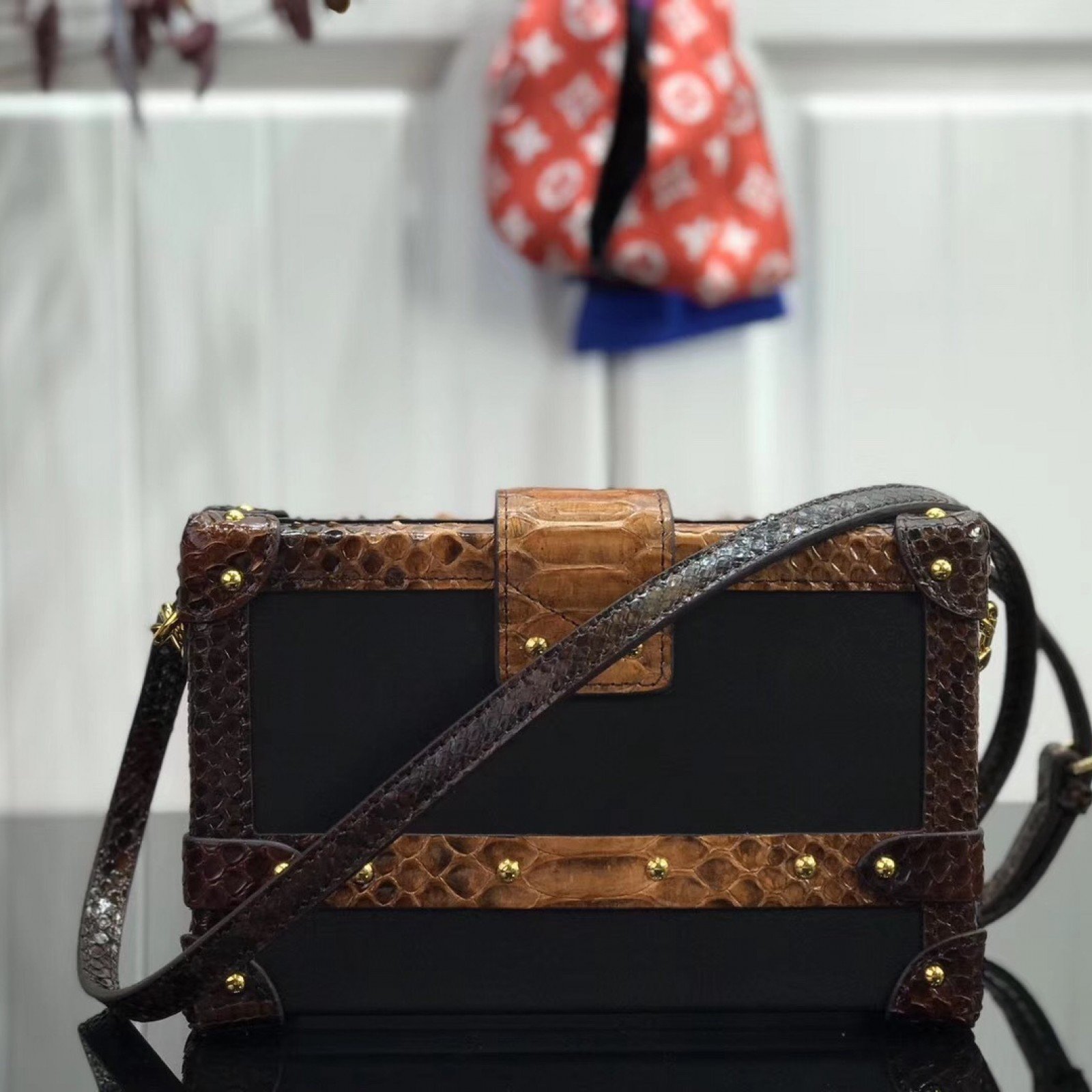 LV PETITE MALLE BAG N94723