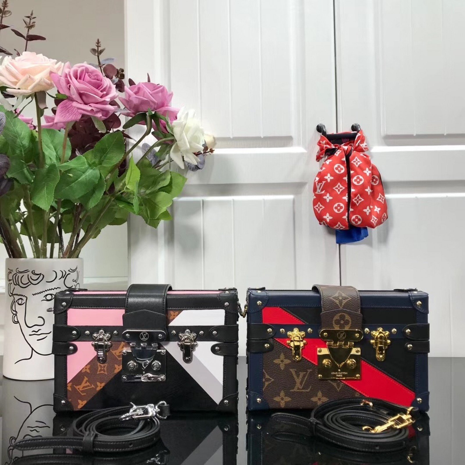 LV PETITE MALLE M53839