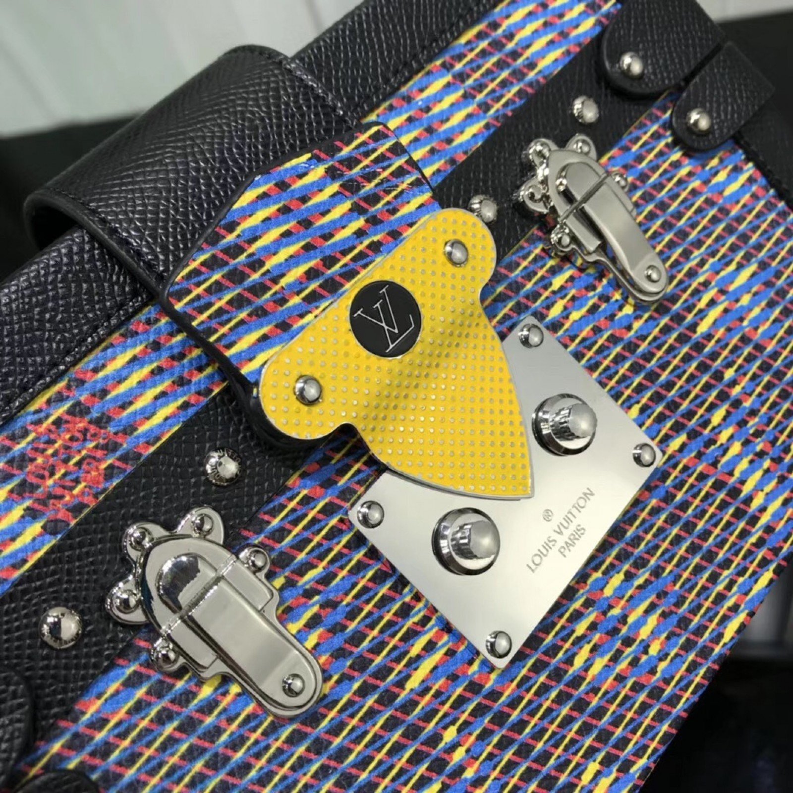 LV PETITE MALLE M55512
