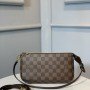 LV POCHETTE ACCESSOIRES M40712