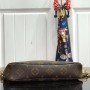 LV POCHETTE ACCESSOIRES M40712TH
