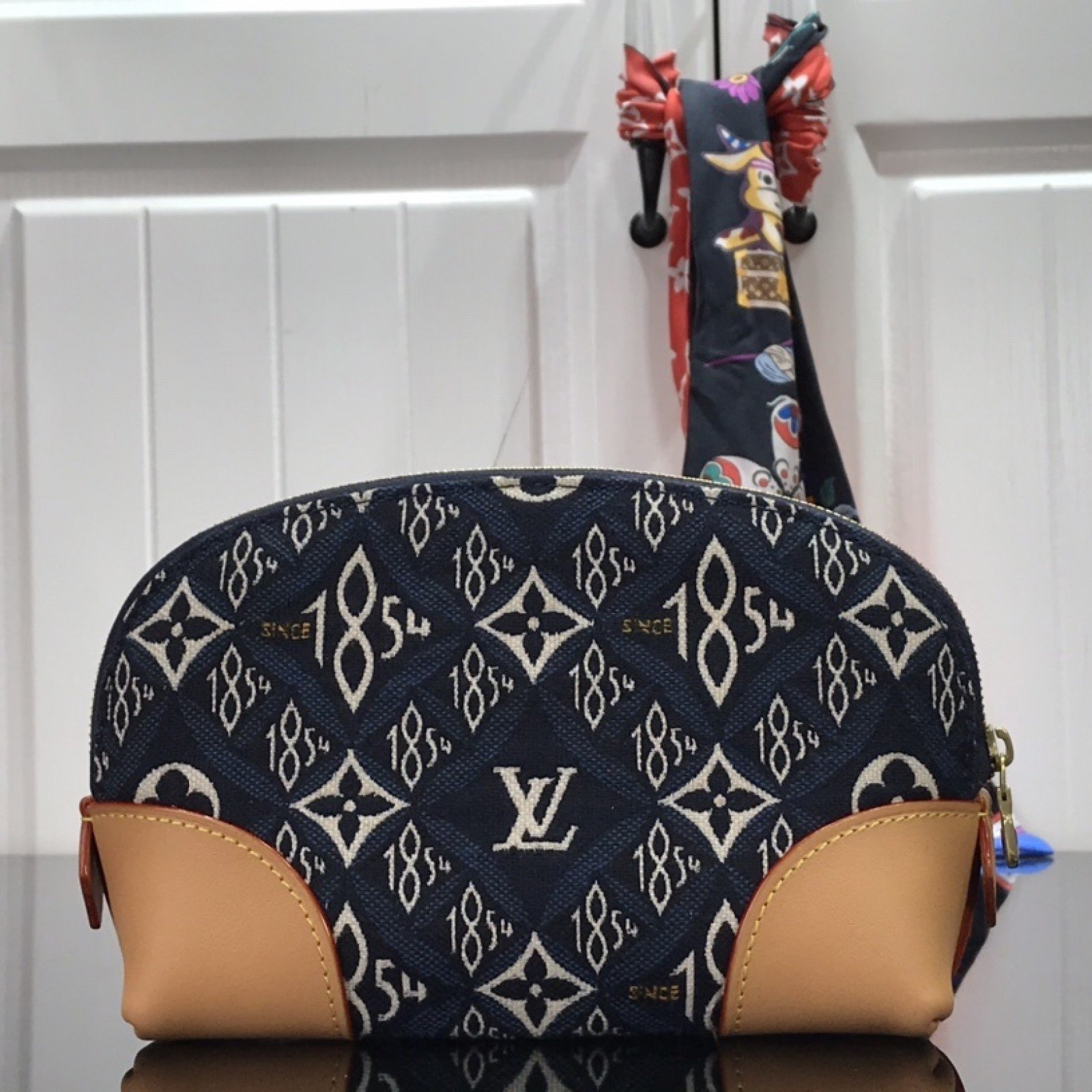 LV POCHETTE COSMETIQUE SINCE 1854 M80307