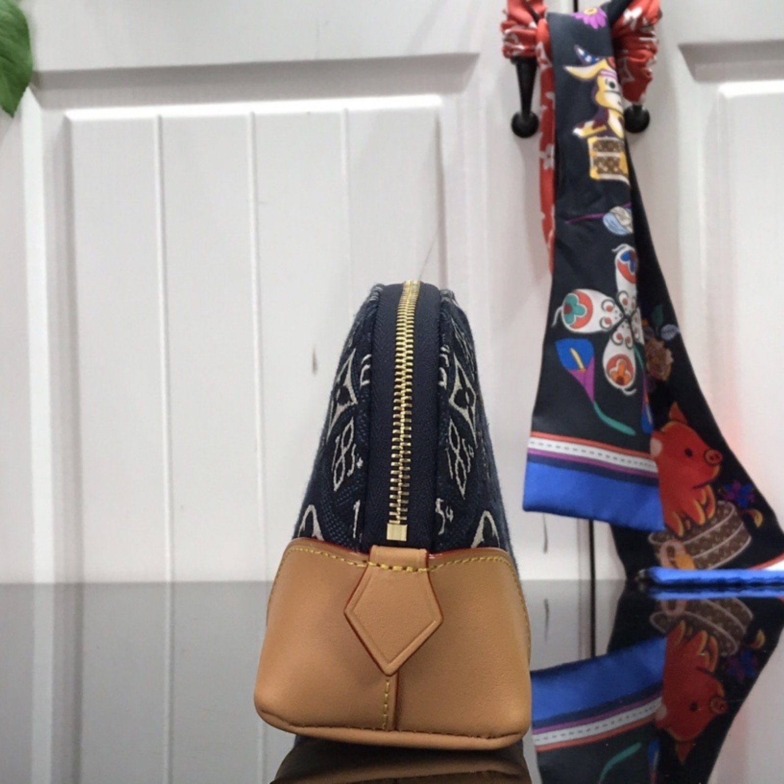 LV POCHETTE COSMETIQUE SINCE 1854 M80307