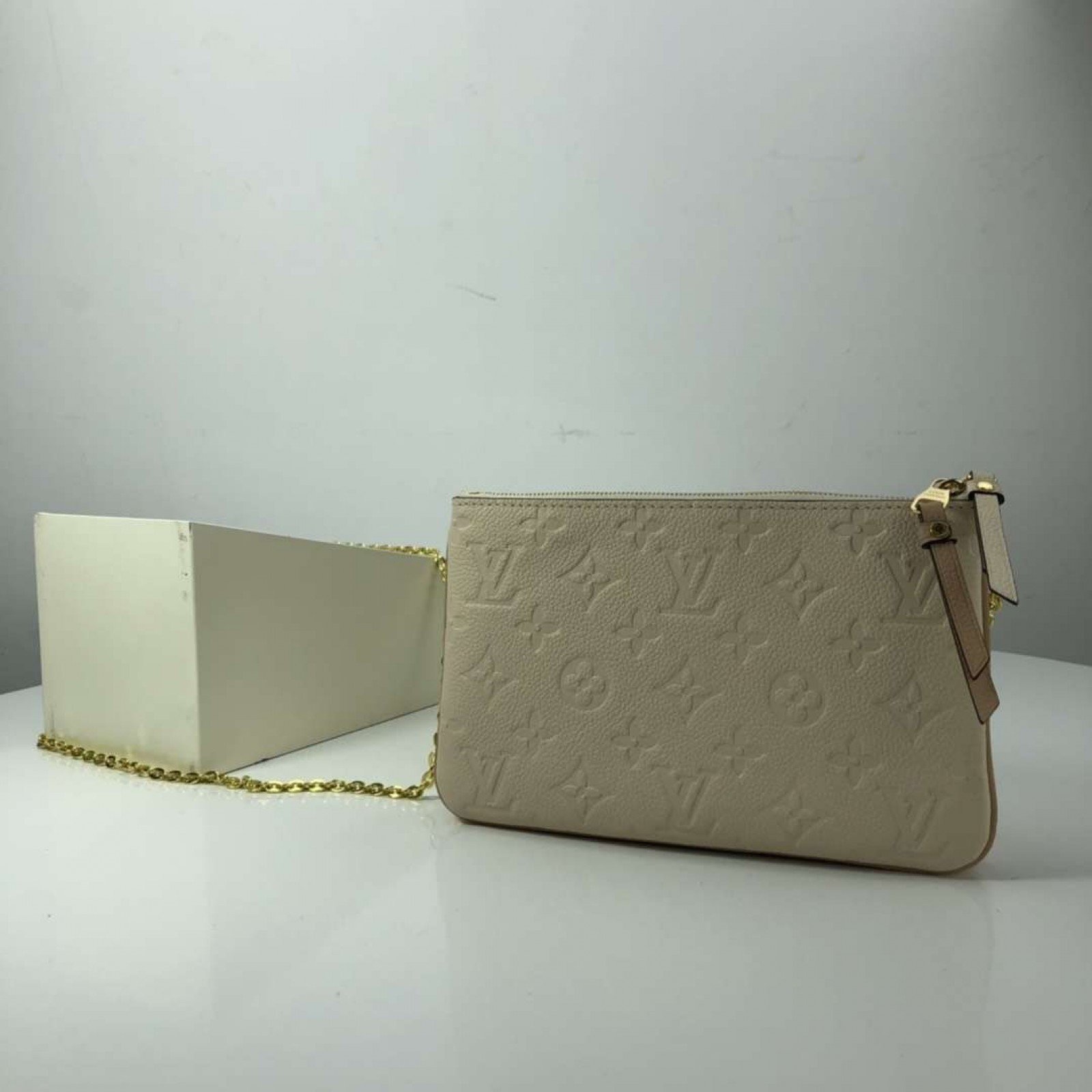 LV POCHETTE DOUBLE ZIP M63916