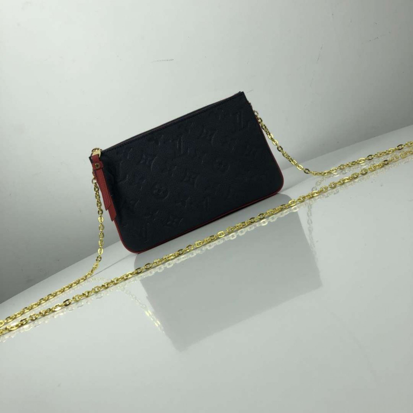 LV POCHETTE DOUBLE ZIP M63916
