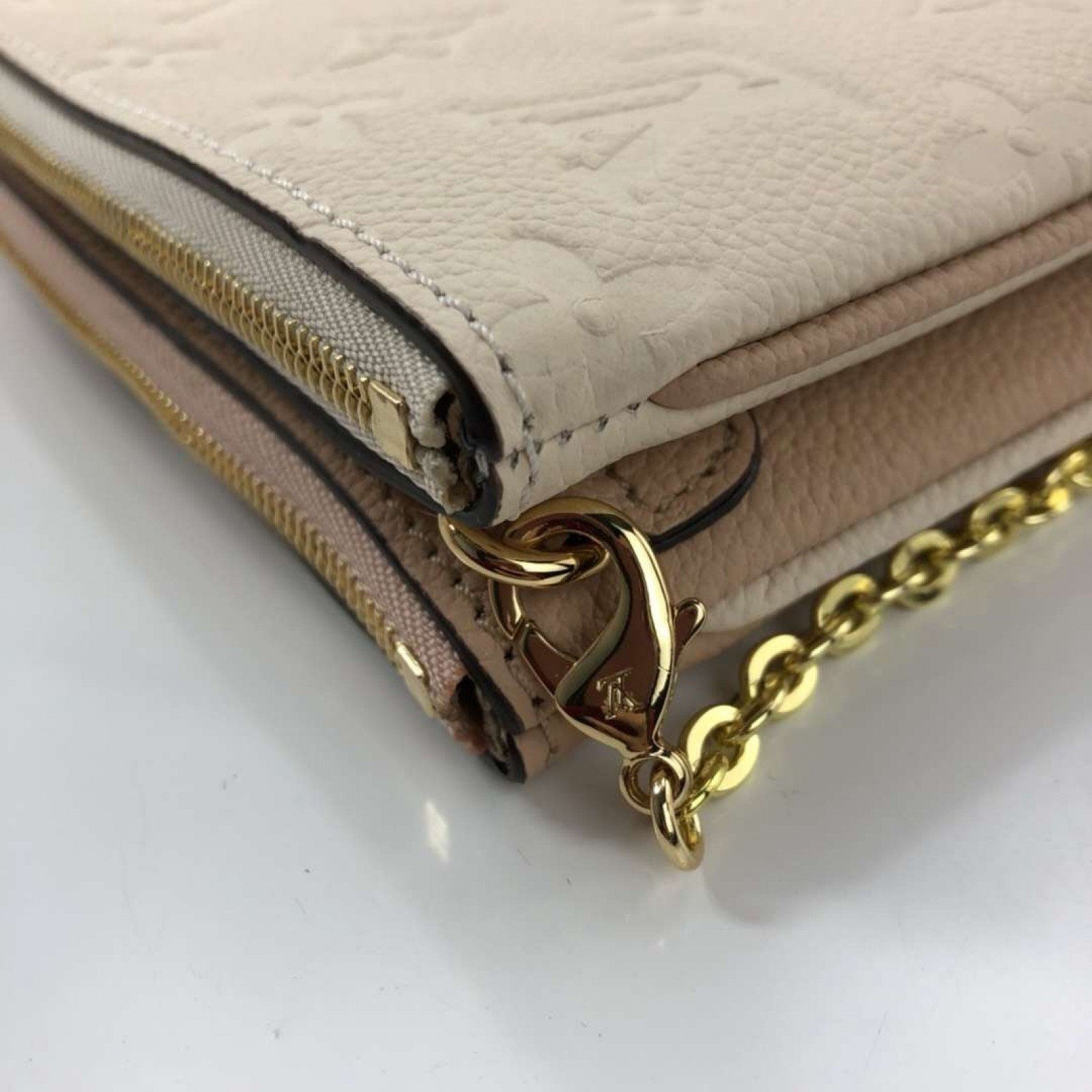 LV POCHETTE DOUBLE ZIP M63916