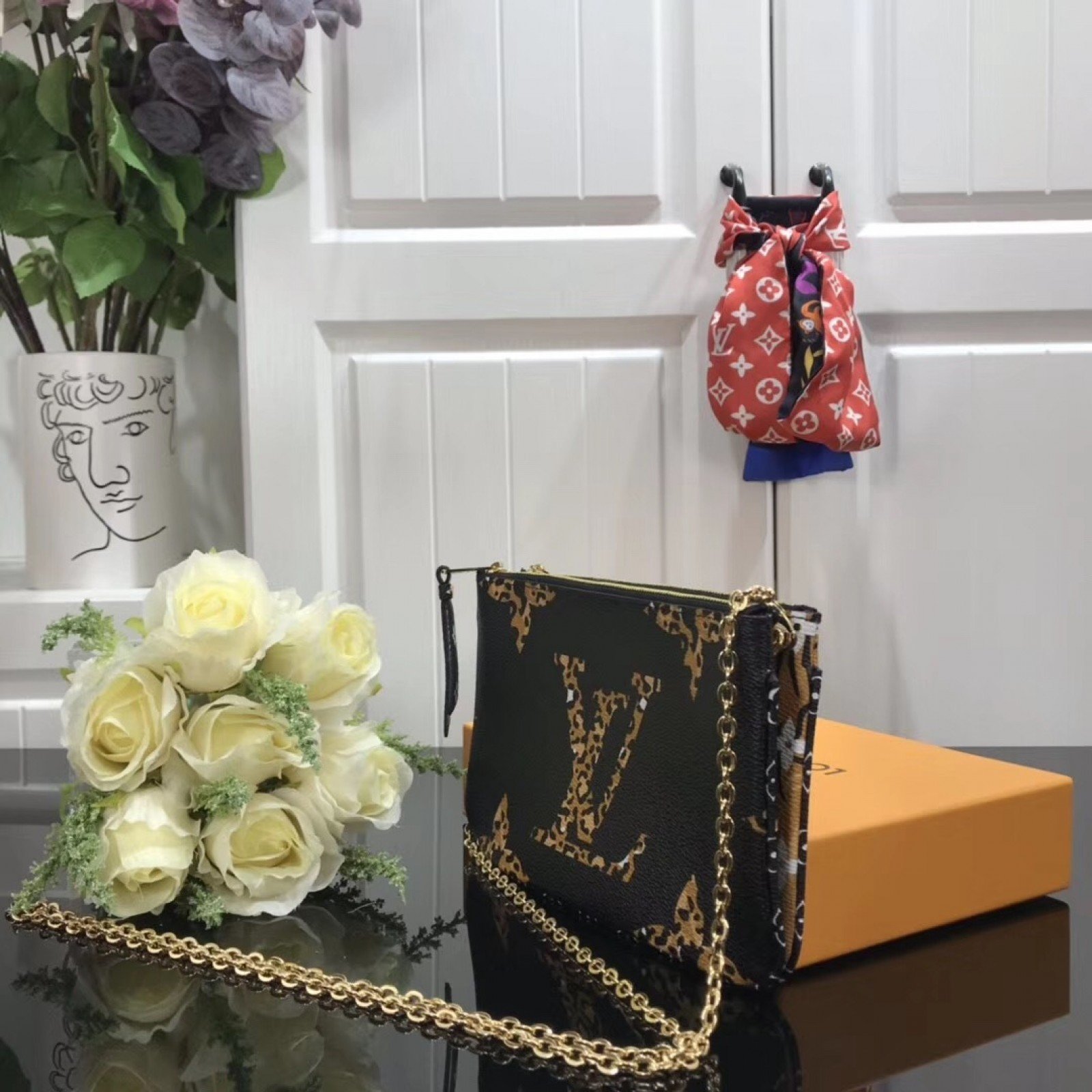 LV POCHETTE DOUBLE ZIP M67561A